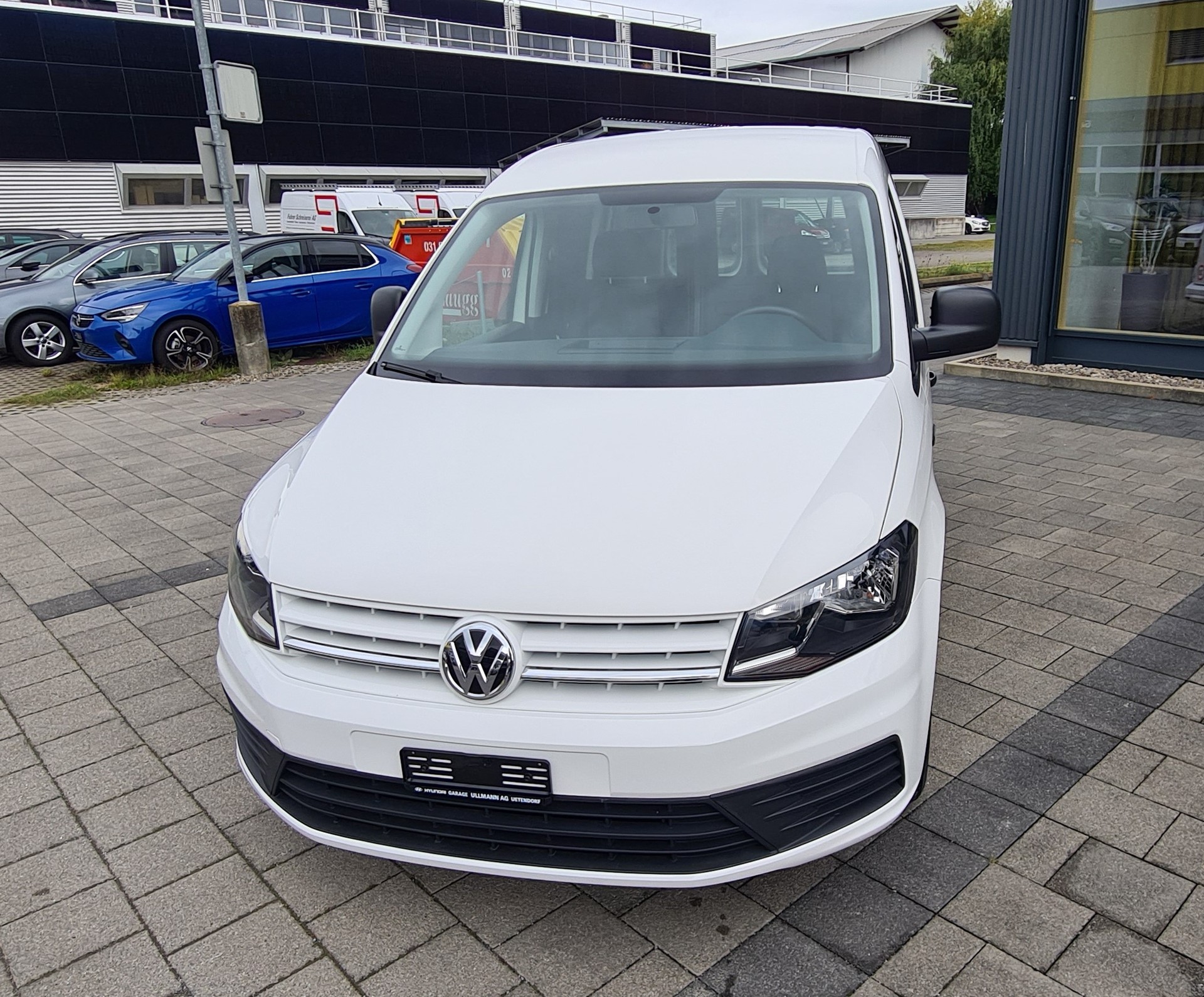 VW Caddy 1.2 TSI Entry BlueMotion Technology-image-1