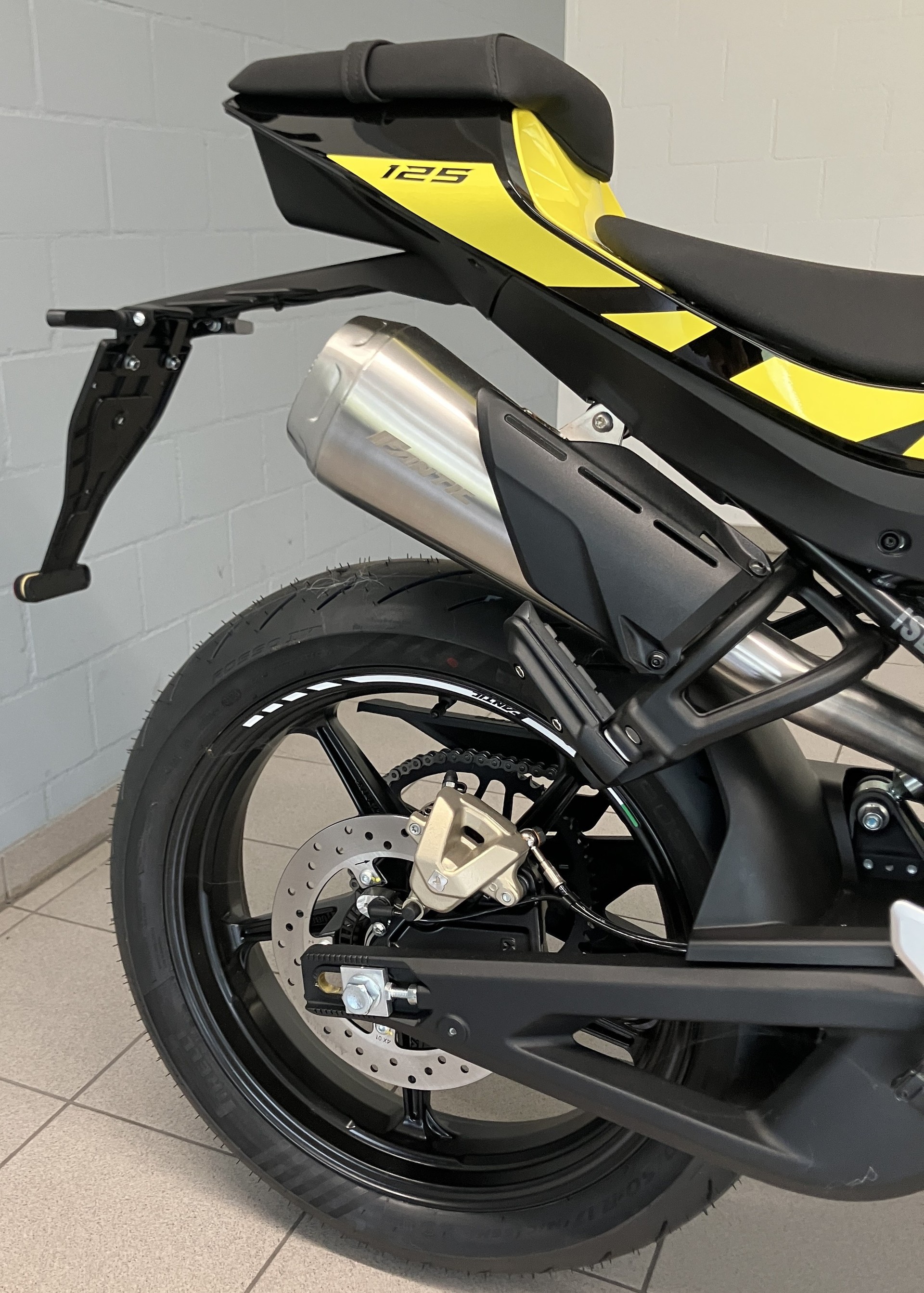 FANTIC STEALTH 125-image-7