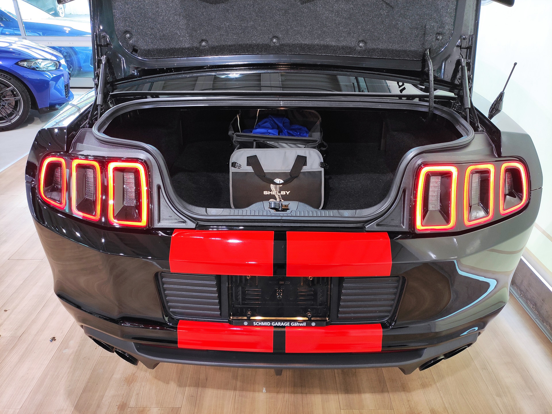 FORD Shelby GT 500 SVT-image-13