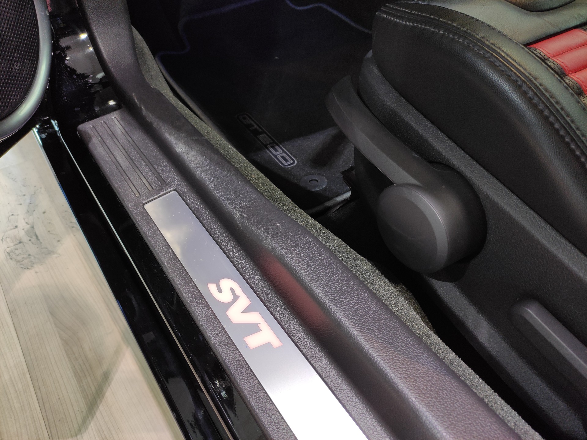 FORD Shelby GT 500 SVT-image-7