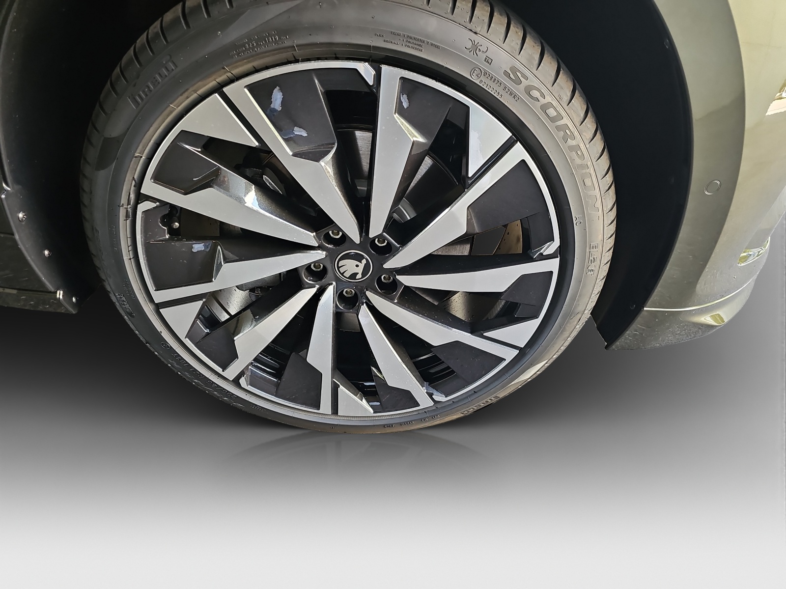 SKODA Enyaq Coupé Sportline 4x4-image-13