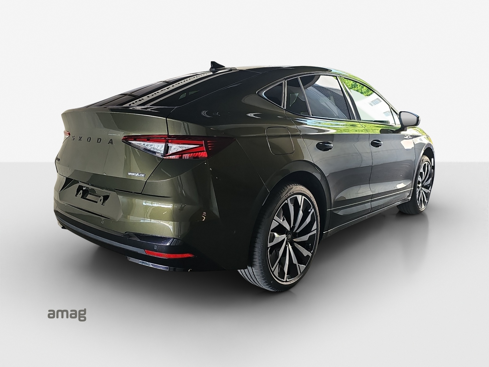 SKODA Enyaq Coupé Sportline 4x4-image-4