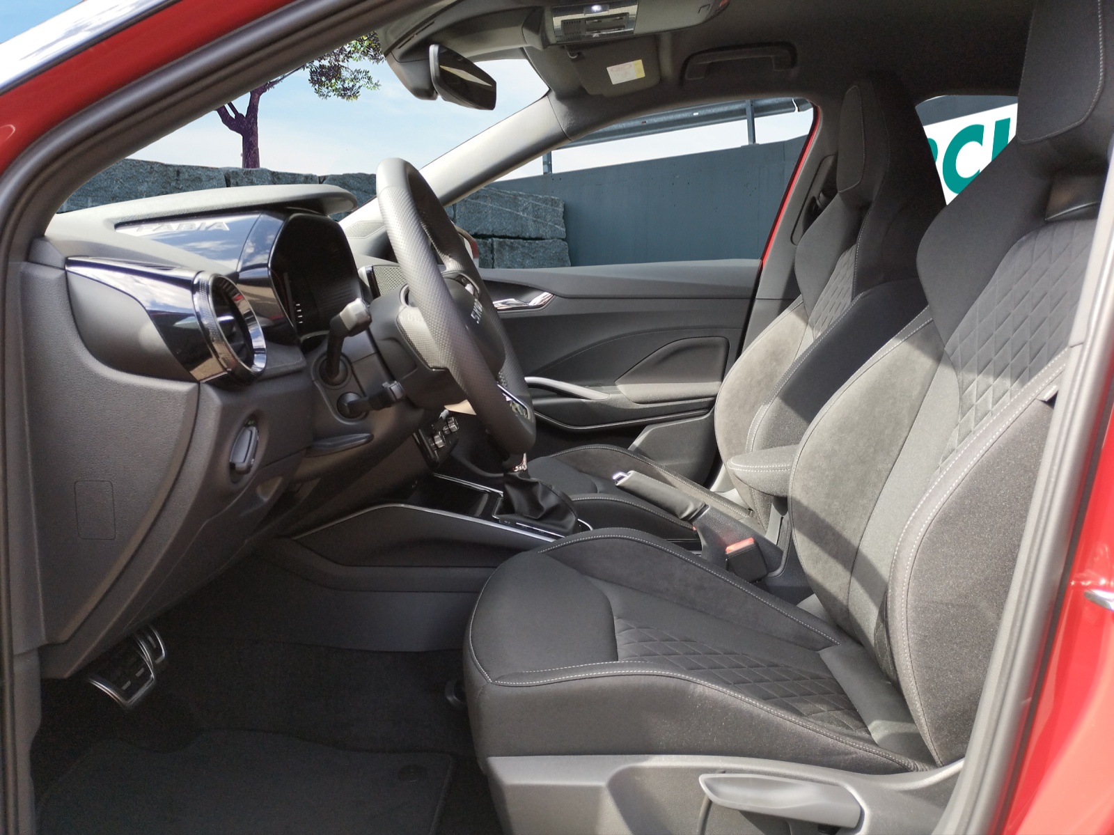 SKODA Fabia 1.5 TSI Monte Carlo DSG-image-6