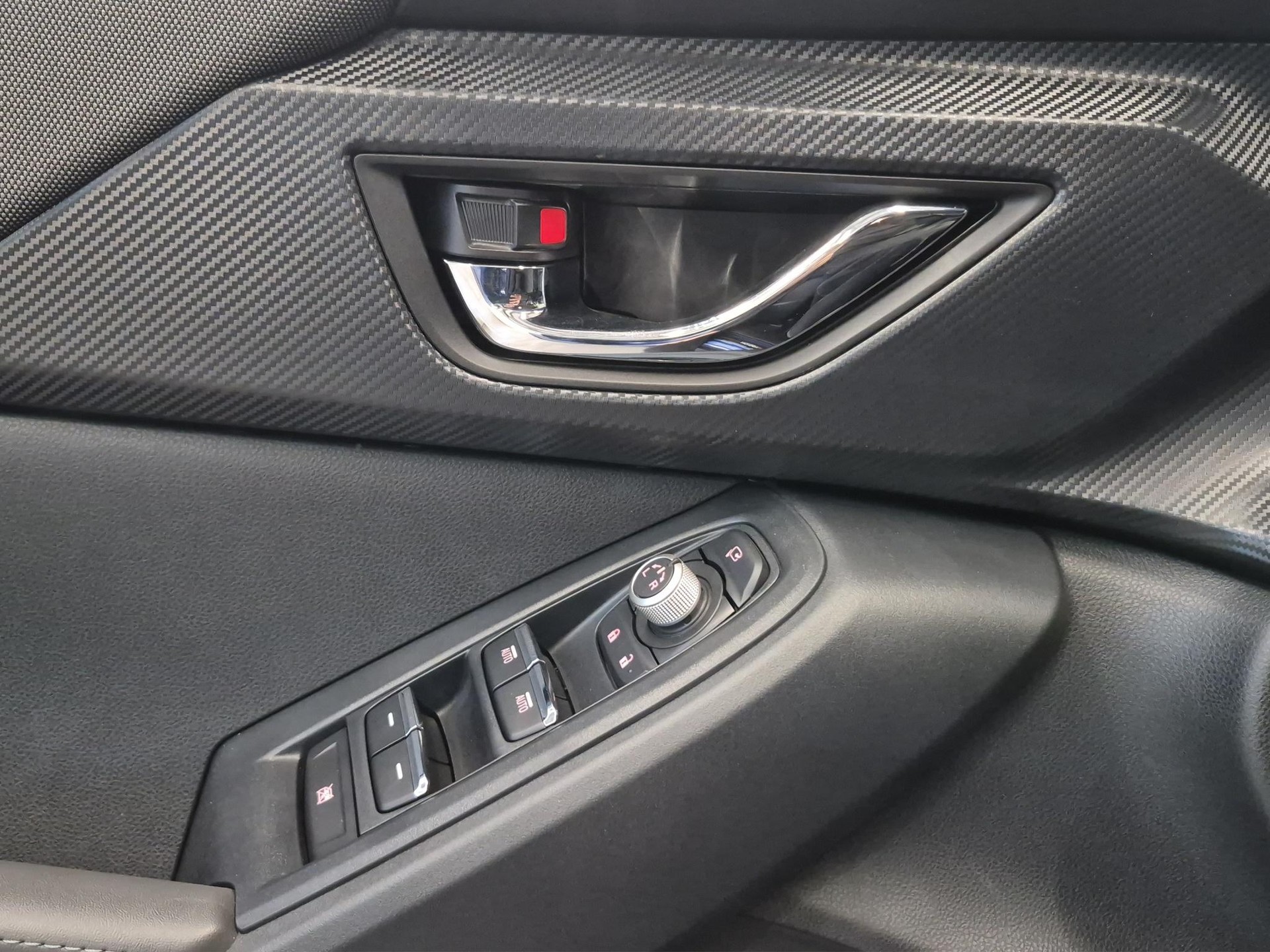 SUBARU Crosstrek 2.0i e-Boxer Passion-image-9