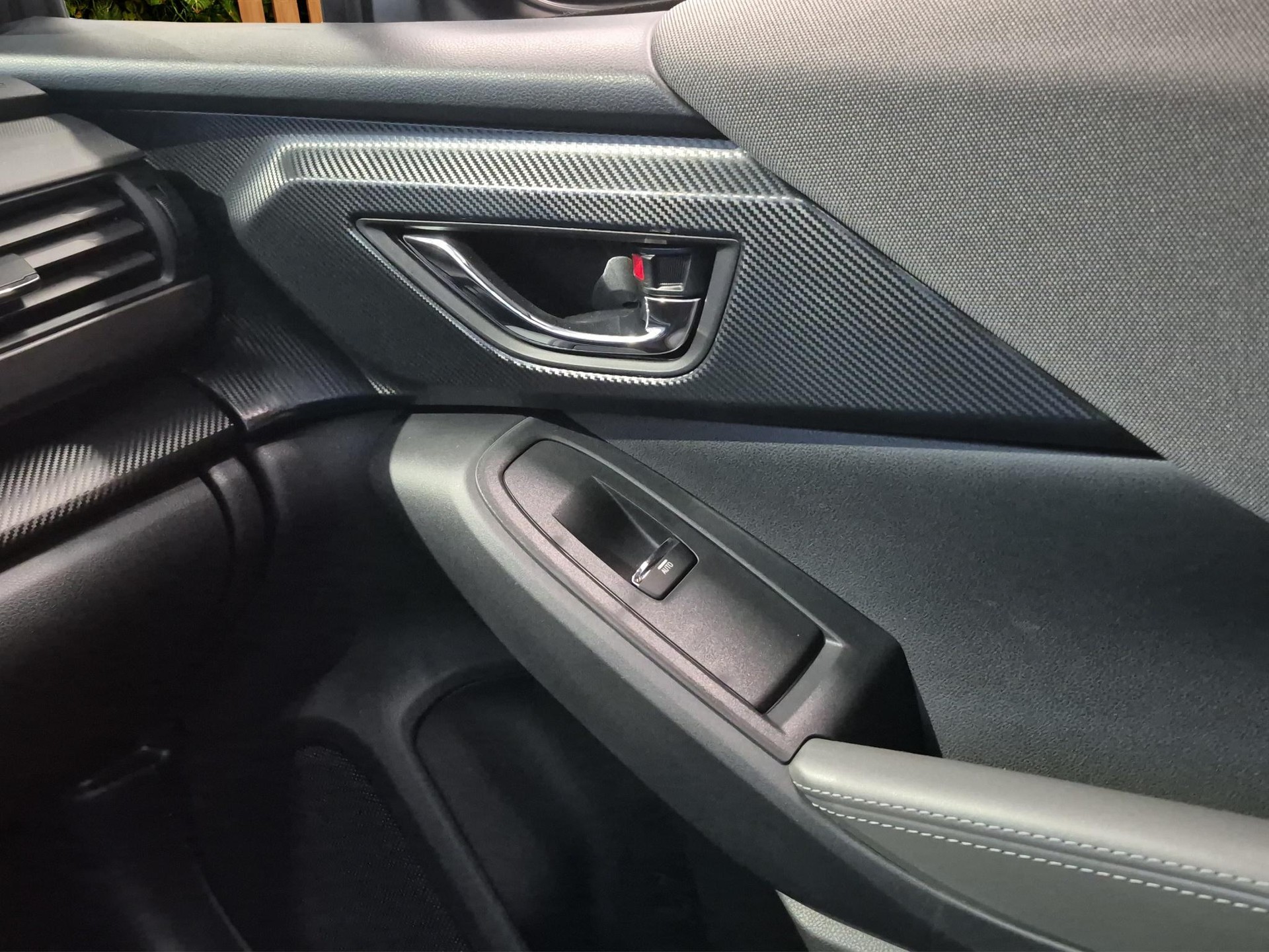 SUBARU Crosstrek 2.0i e-Boxer Passion-image-14