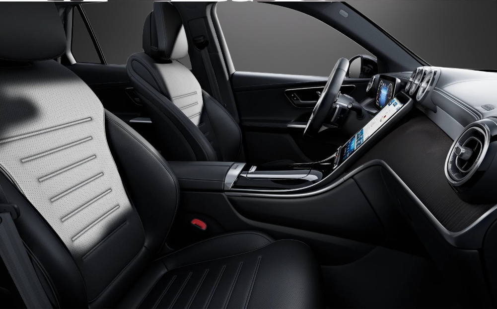 MERCEDES-BENZ GLC 300 de 4Matic 9G-Tronic-image-8