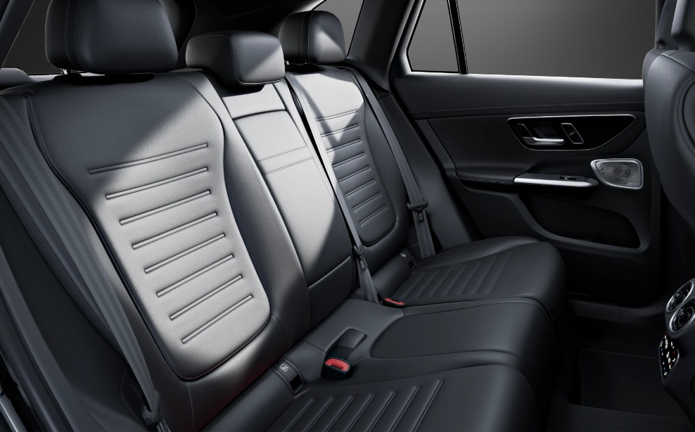 MERCEDES-BENZ GLC 300 de 4Matic 9G-Tronic-image-7