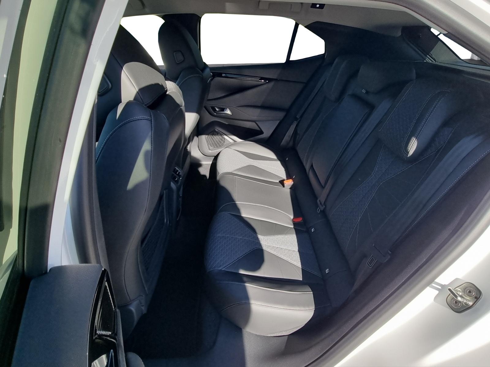 DS AUTOMOBILES DS4 No4 1.2 Hybrid Pallas-image-9