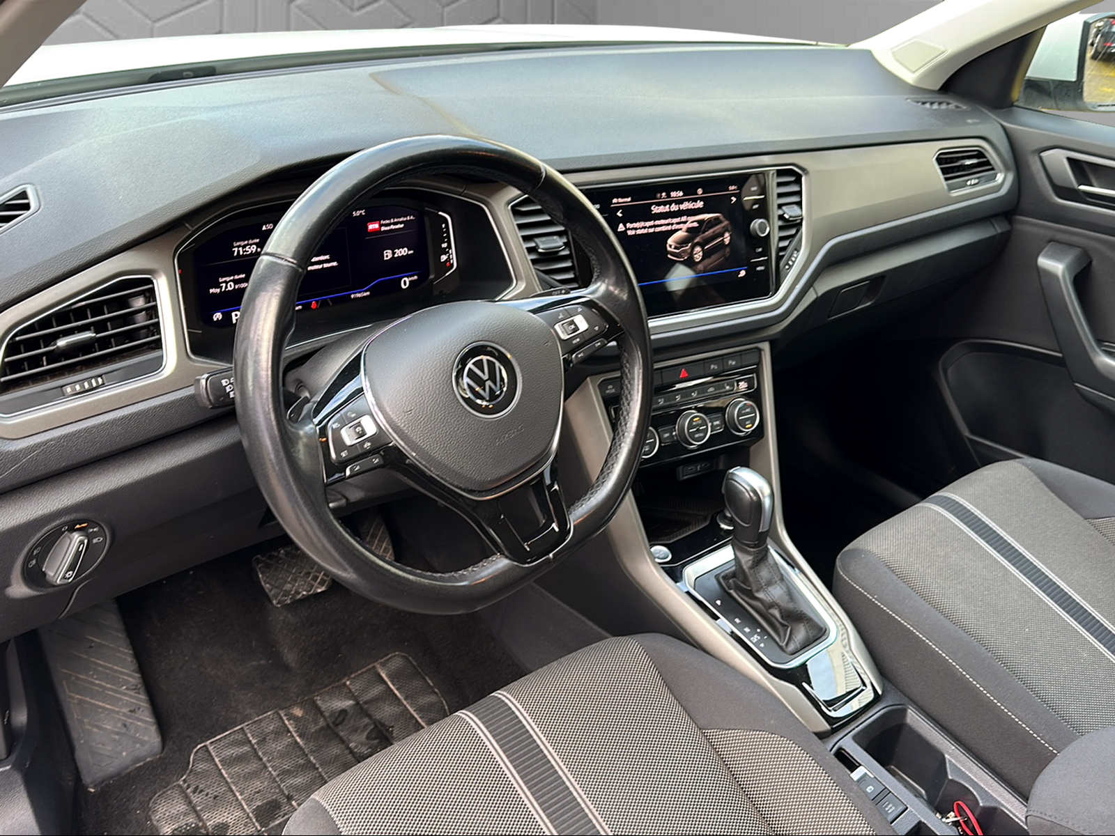 VW T-Roc 1.5 TSI EVO Advance Selection DSG-image-11