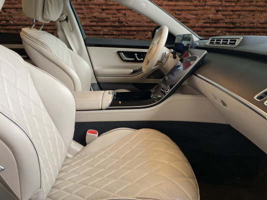 MERCEDES-BENZ S 400 d 4M AMG Line 9G-T-image-11