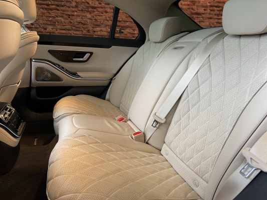 MERCEDES-BENZ S 400 d 4M AMG Line 9G-T-image-13
