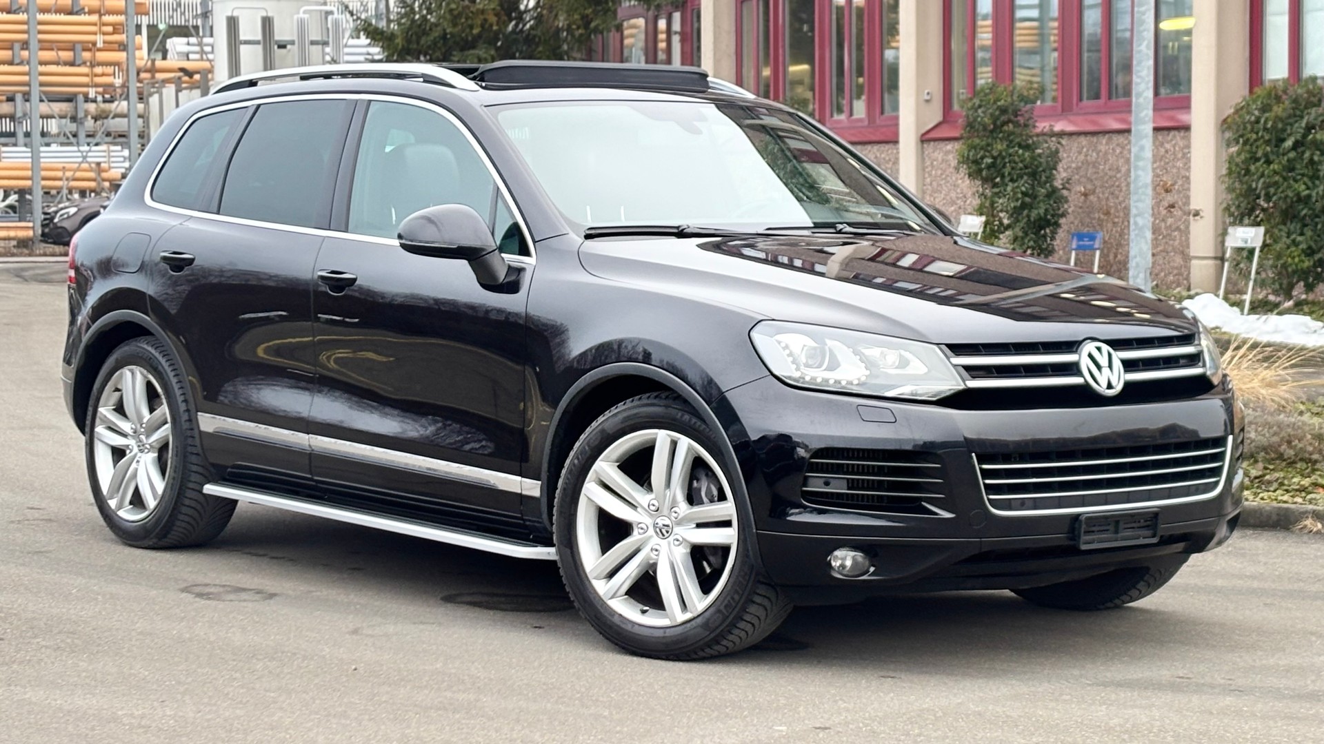 VW Touareg 3.0 TDI BlueMotion Technology Tiptronic-image-1