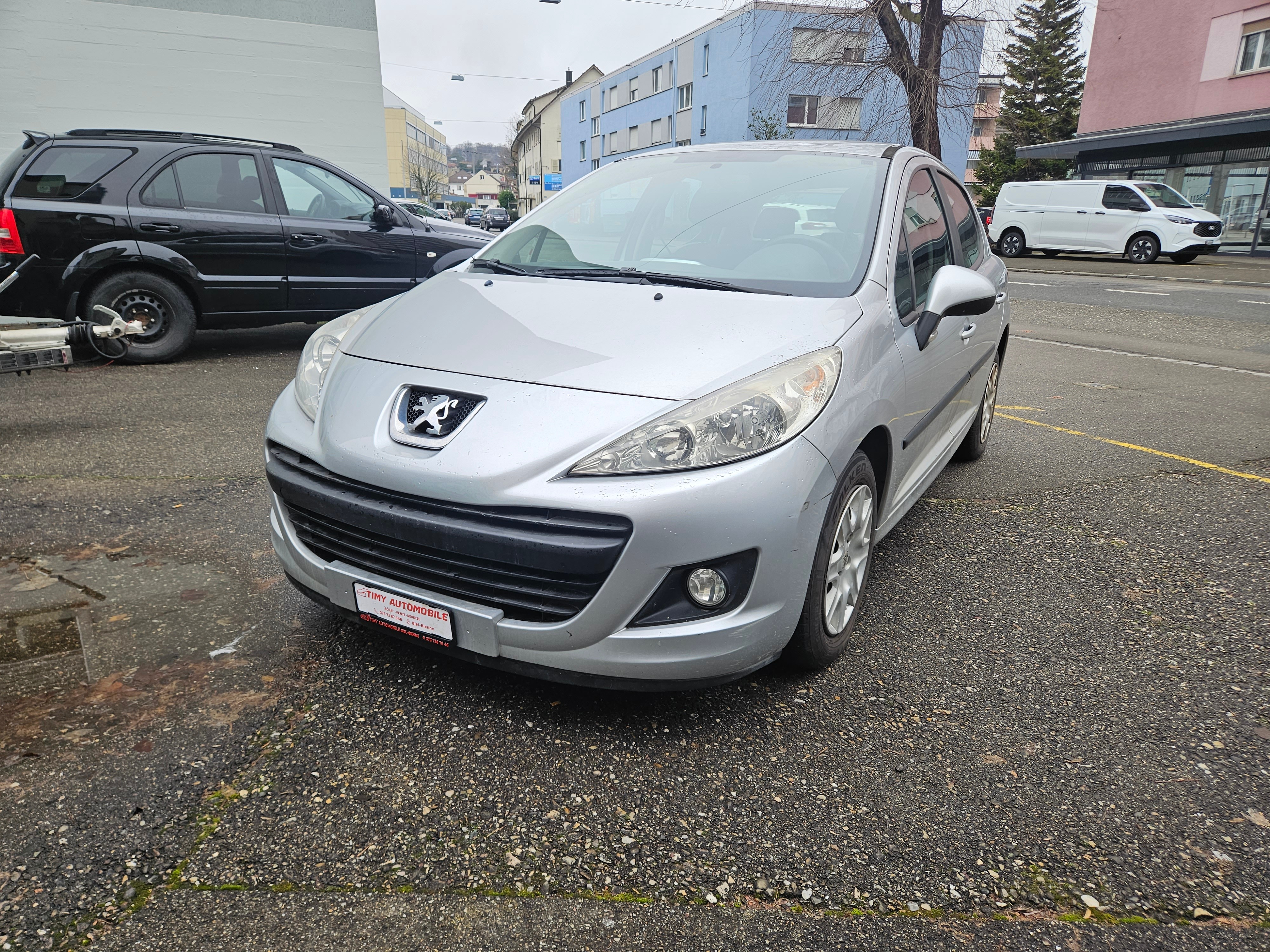 Car photo