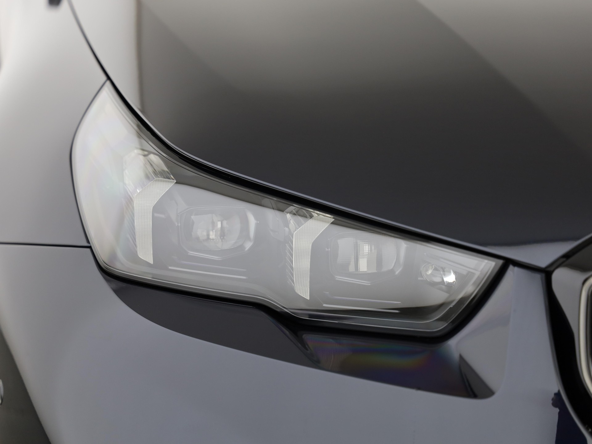 BMW M5 xDrive Touring-image-5