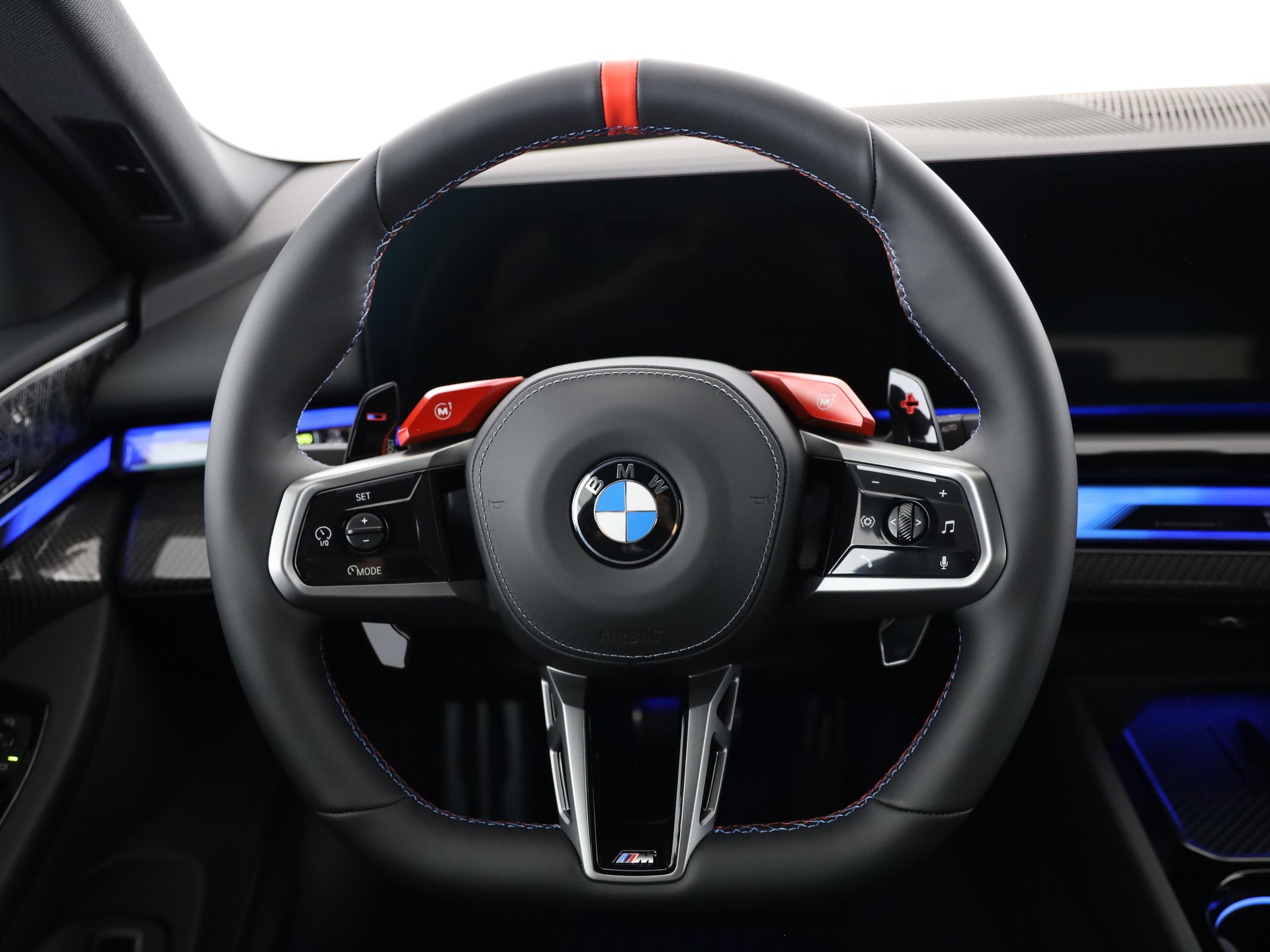 BMW M5 xDrive Touring-image-20