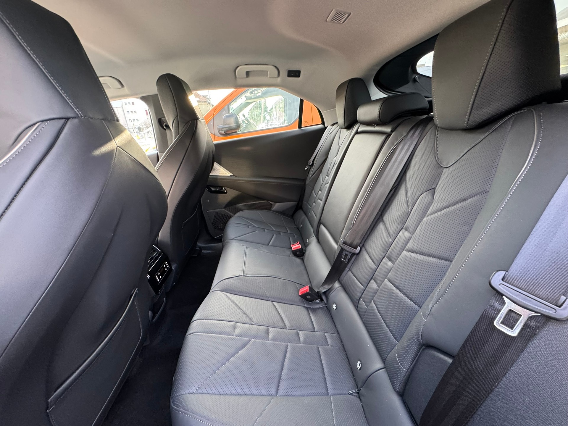 DS AUTOMOBILES DS N8 E-Tense 350 4x4 Etoile Long Range-image-6