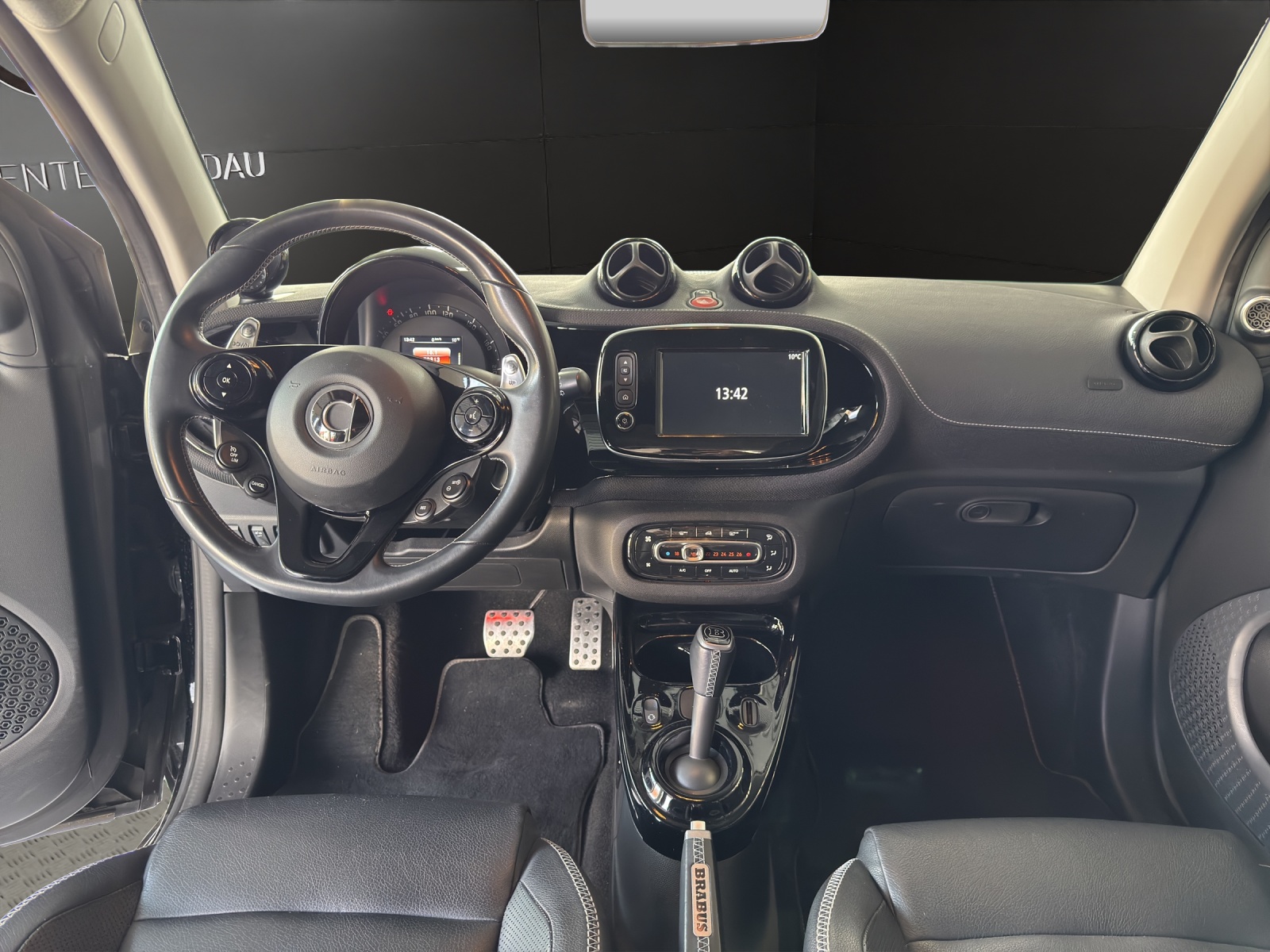 SMART fortwo Brabus Xclusive twinmatic Black Batch-image-11