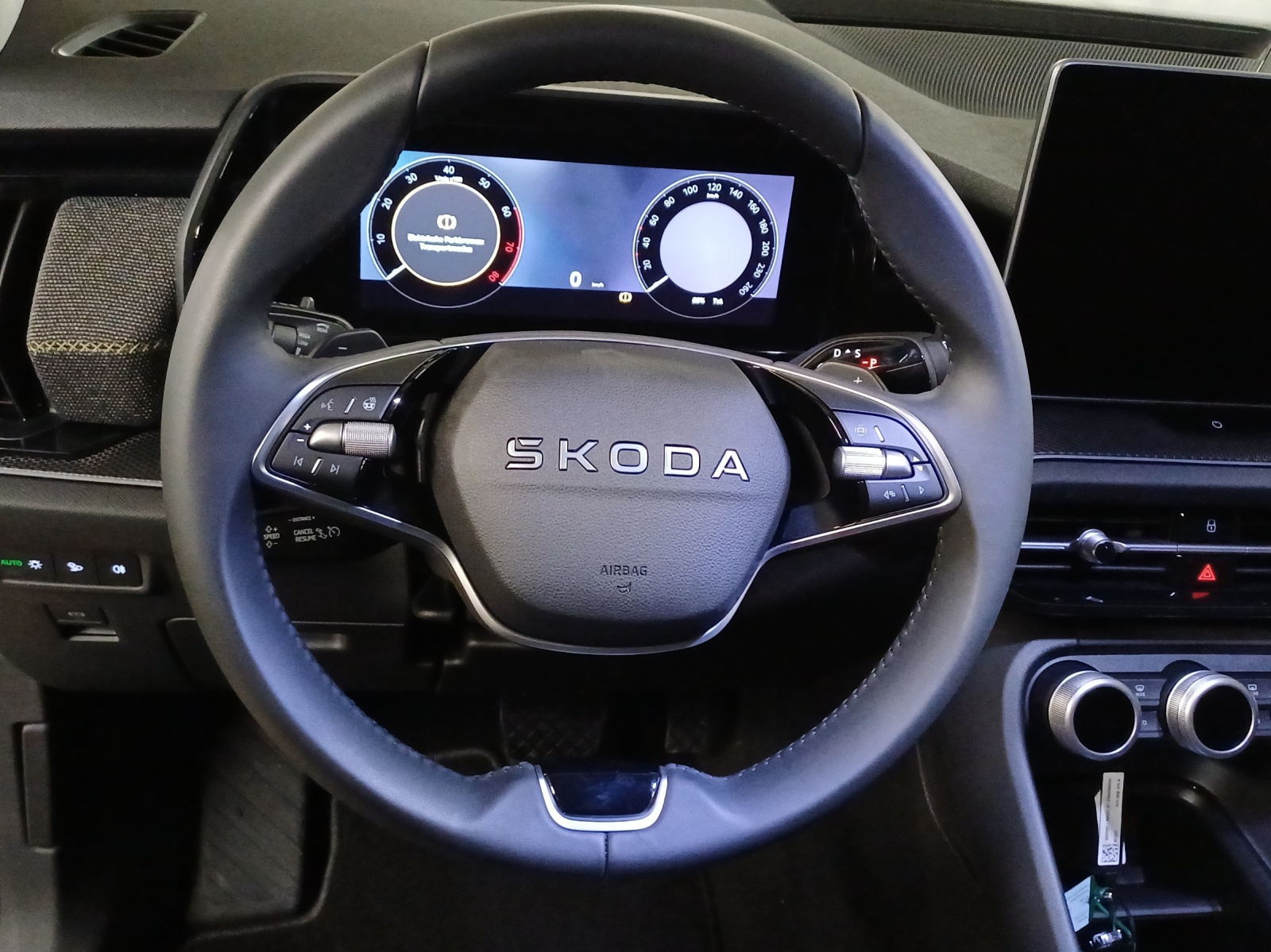 SKODA Kodiaq 1.5 TSI mHEV Selection-image-9