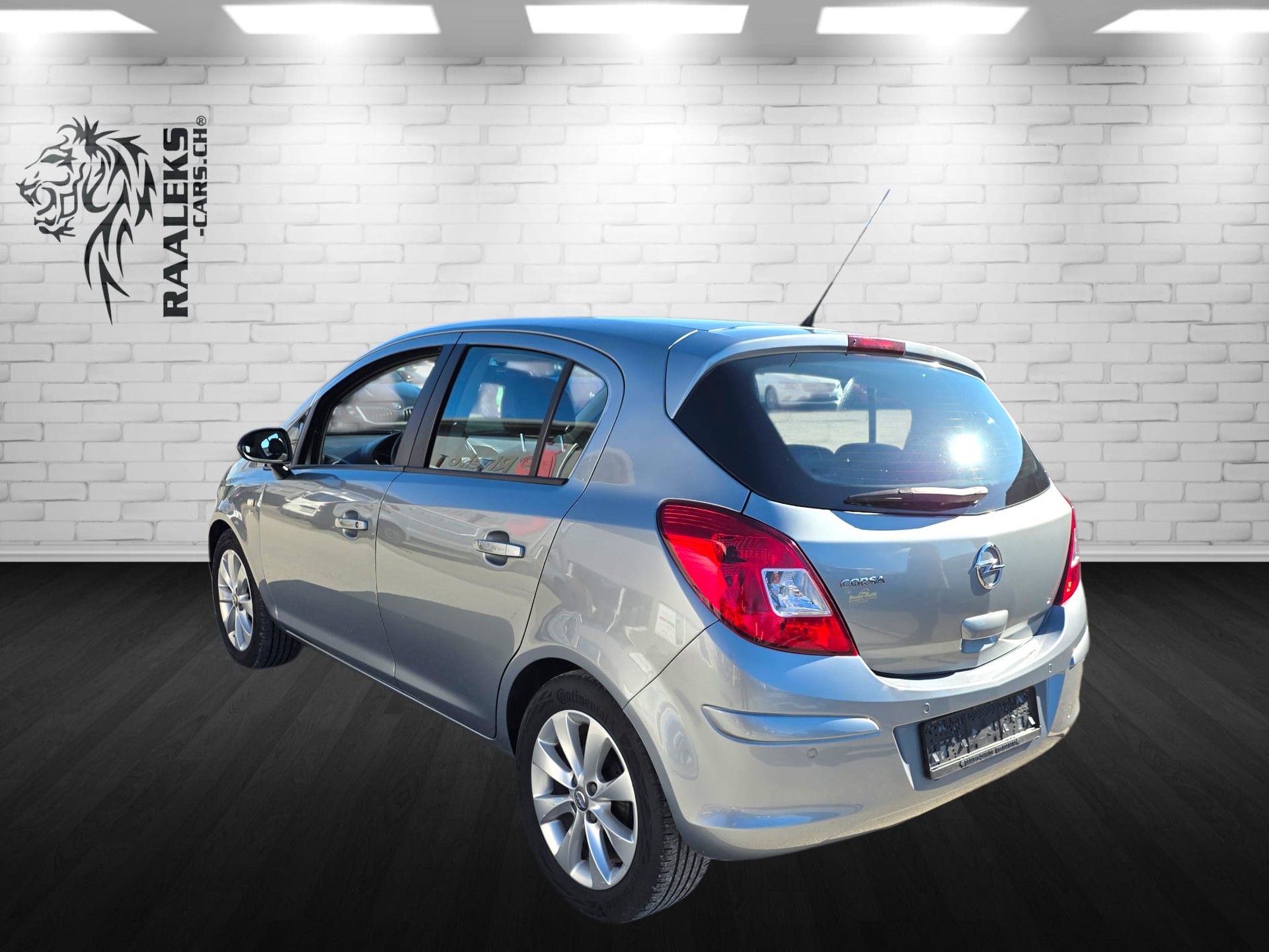 OPEL Corsa 1.4 TP Color Edition Automatic-image-3