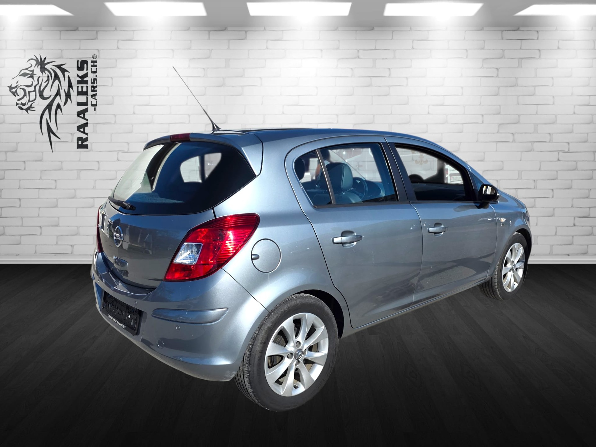 OPEL Corsa 1.4 TP Color Edition Automatic-image-2