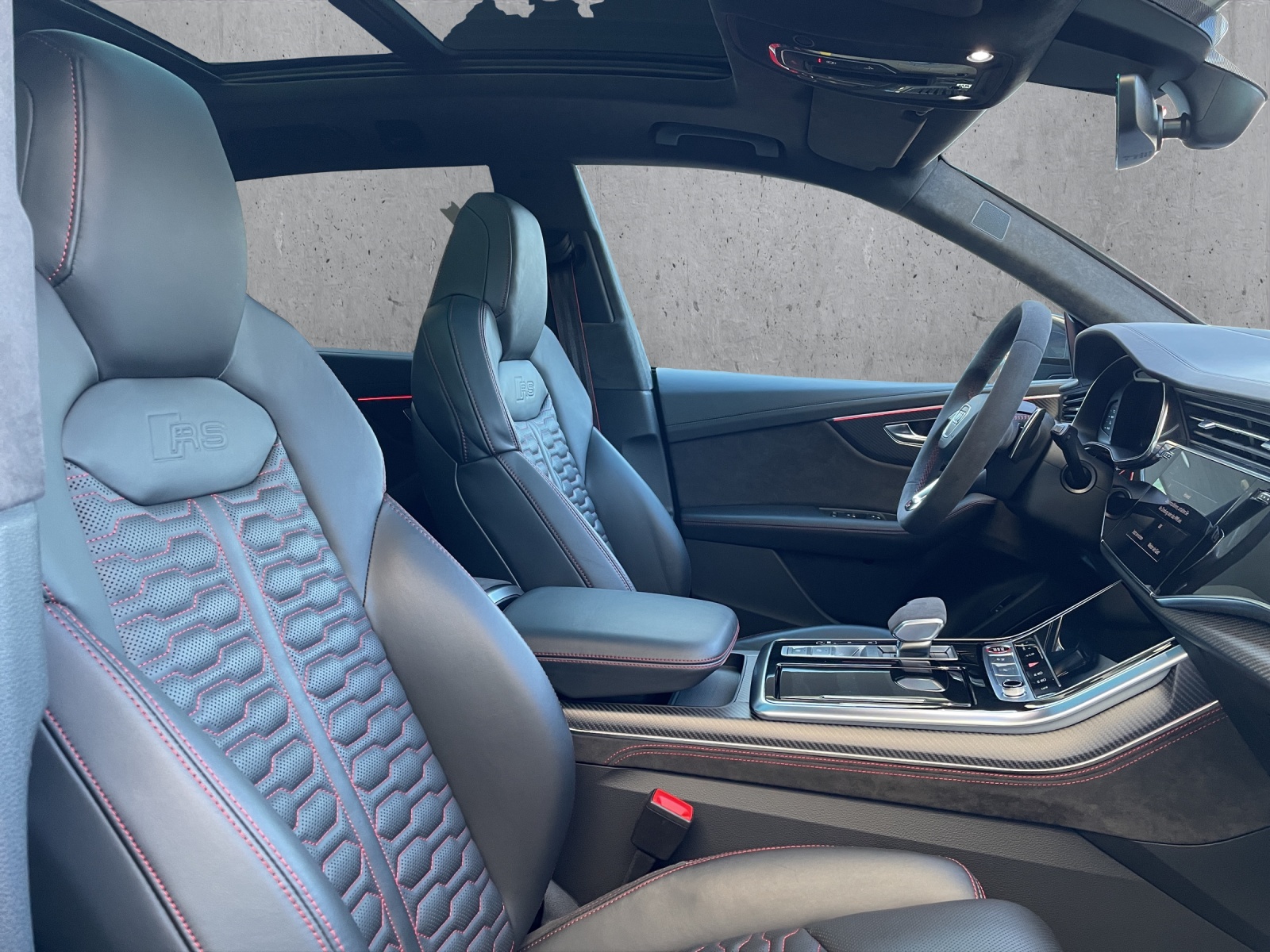 AUDI RSQ8 quattro-image-7
