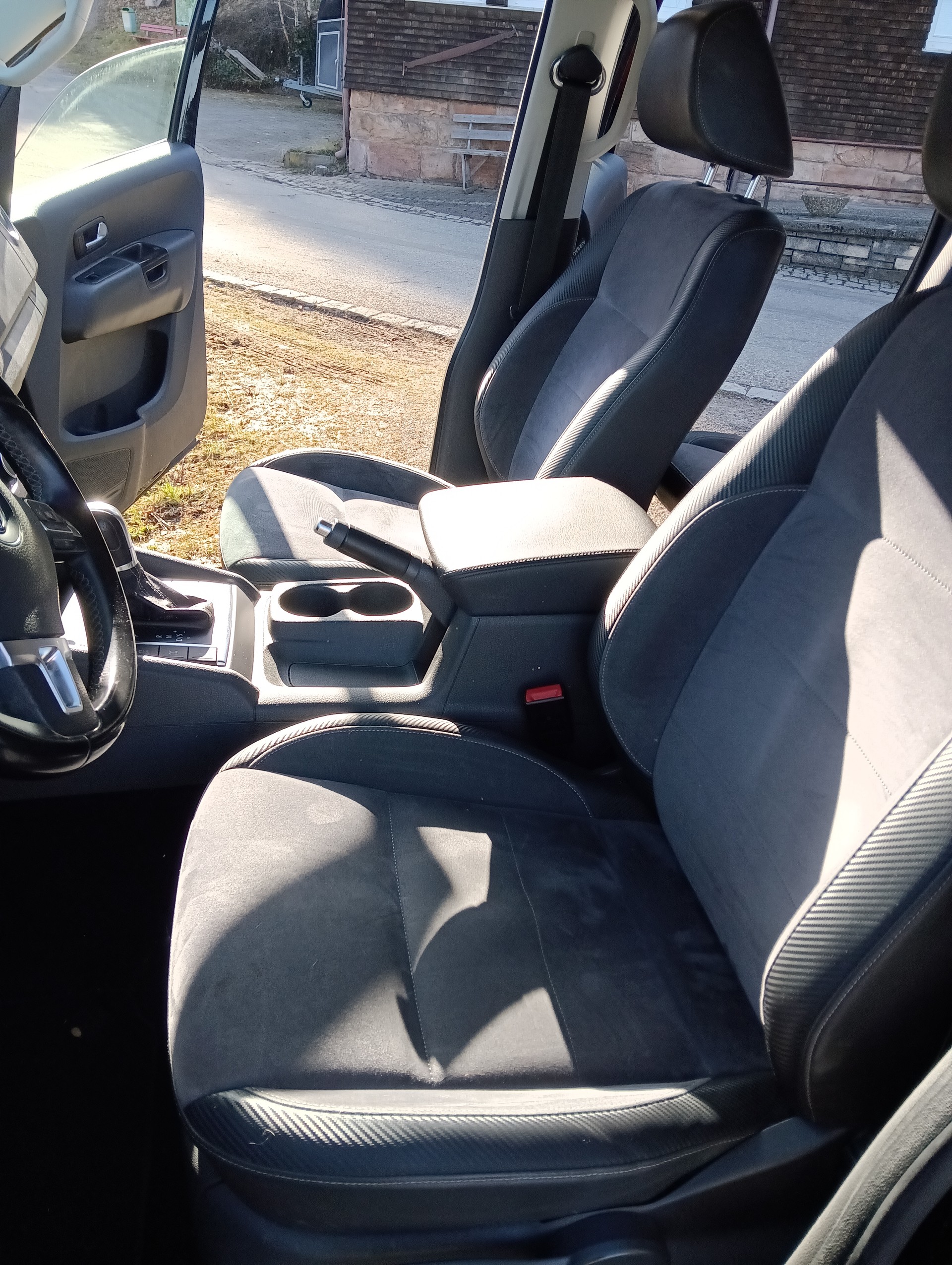 VW Amarok 2.0 BiTDI Highline 4Motion permanent A-image-1