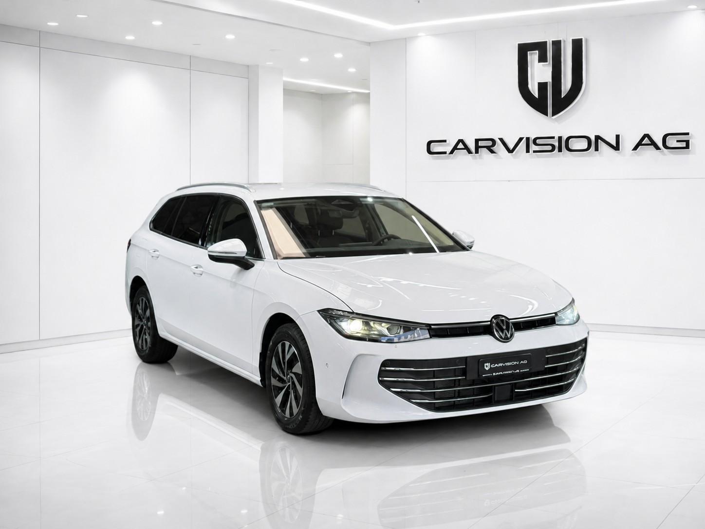 VW Passat Variant 2.0 TDI evo Elegance DSG-image-1