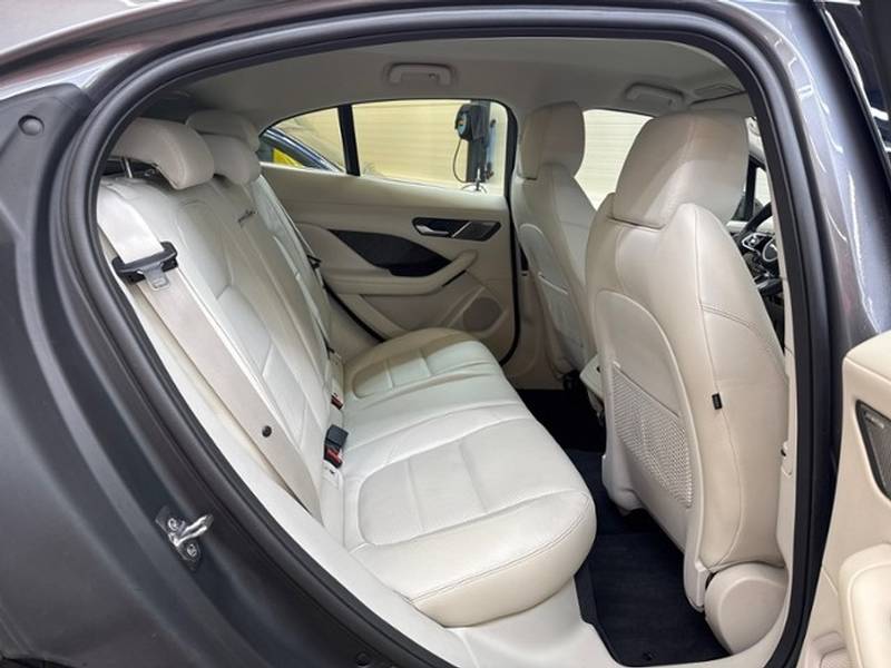 JAGUAR I-Pace EV400 SE AWD-image-7