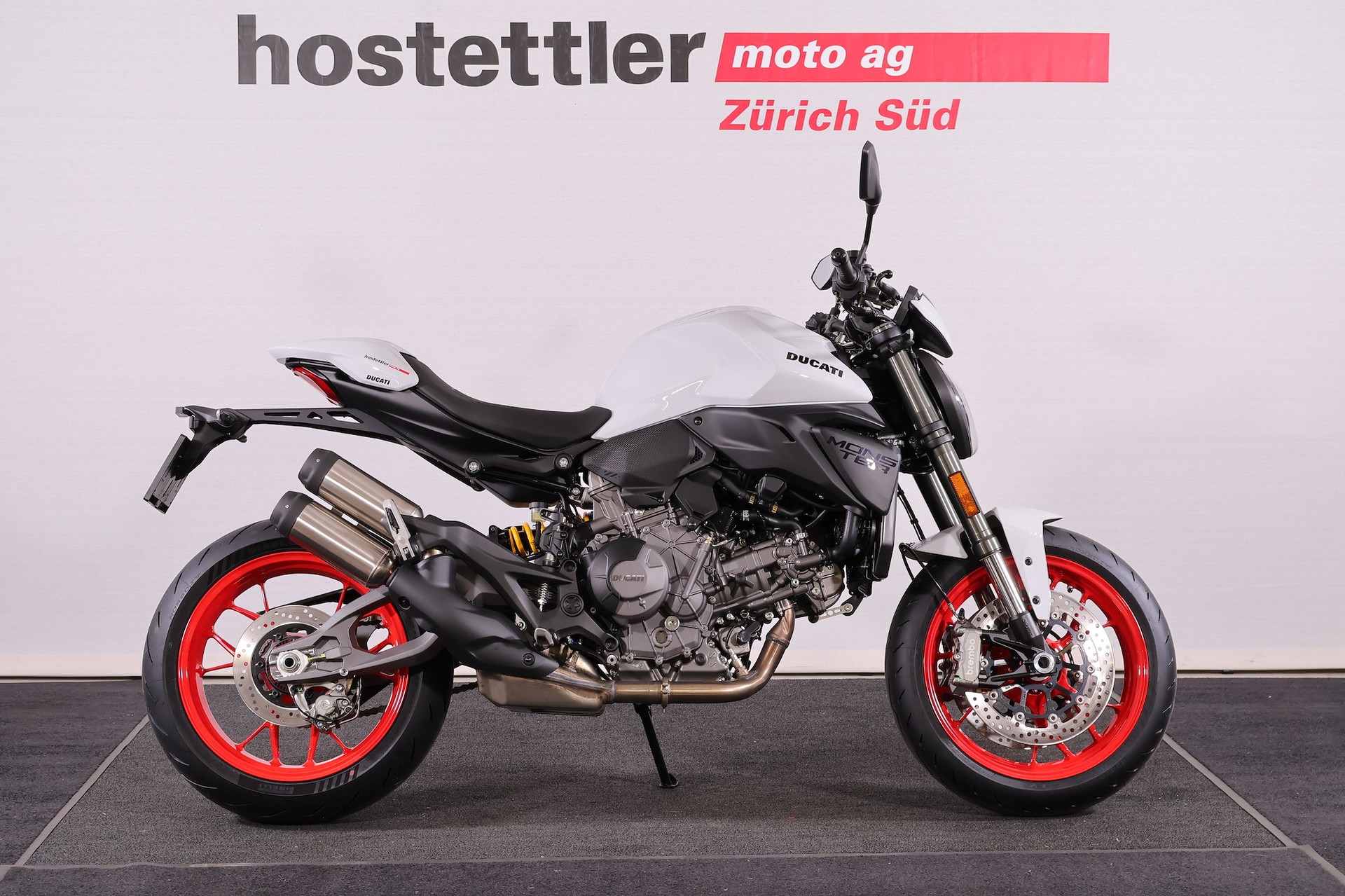 DUCATI Monster + 35 kW-showroom-element-3