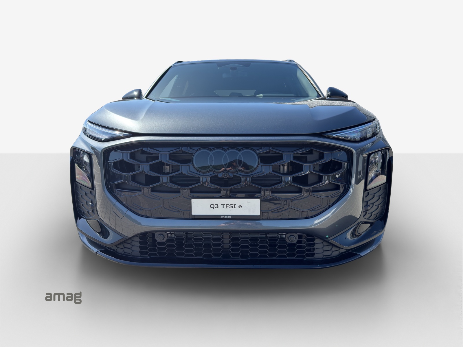 AUDI Q3 SUV e-hybrid 200 kW S tronig-image-6