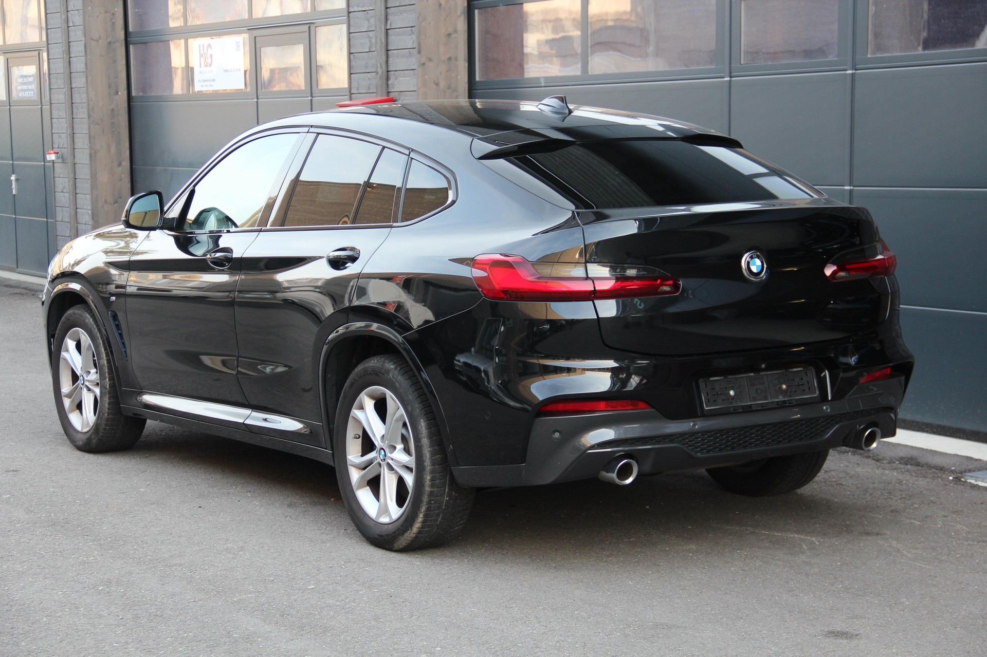 BMW 20d M-image-2