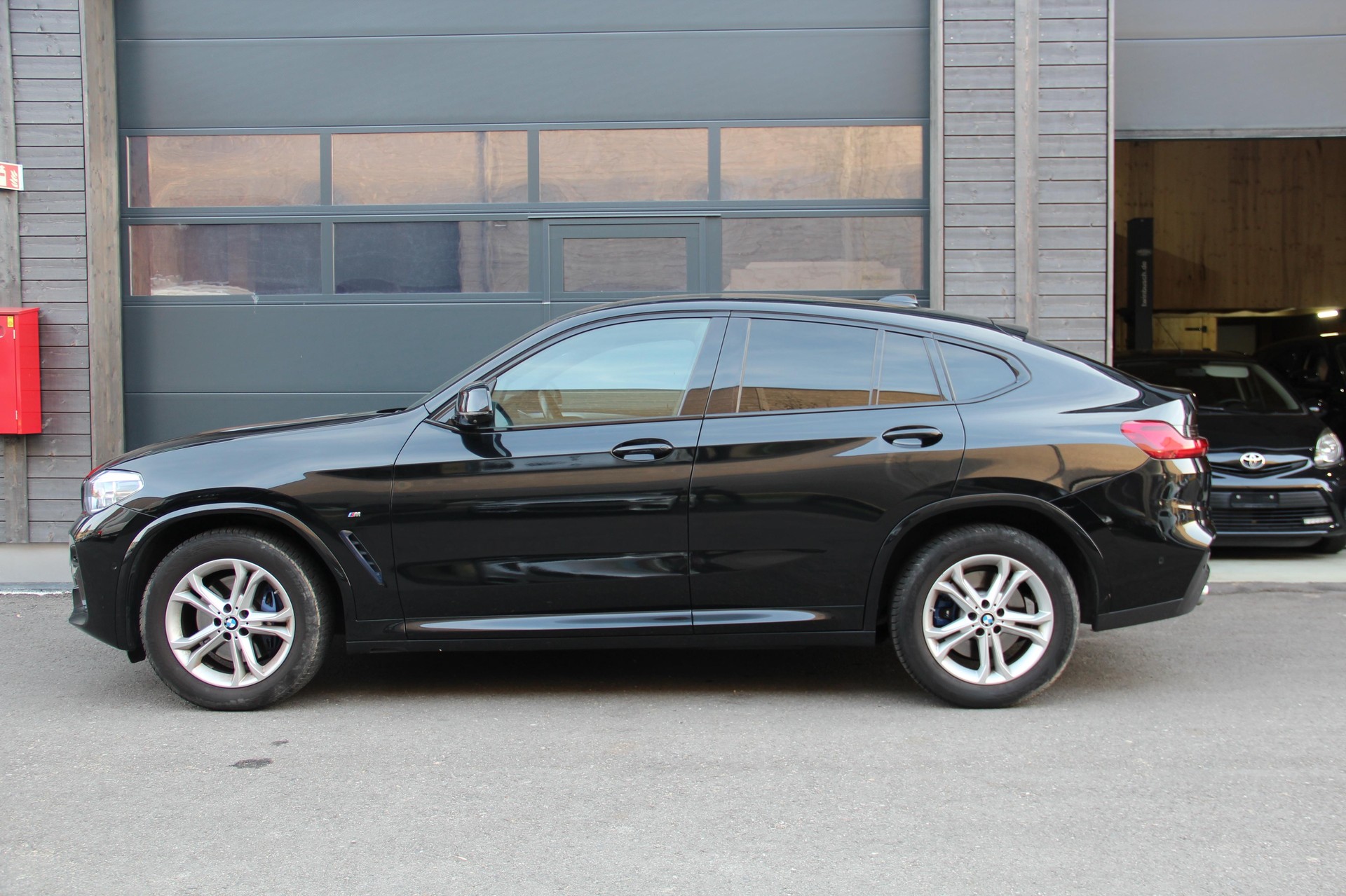 BMW 20d M-image-1