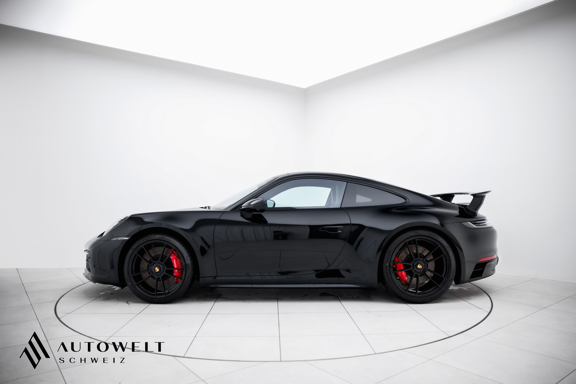 PORSCHE 911 Carrera GTS Aerokit-image-1