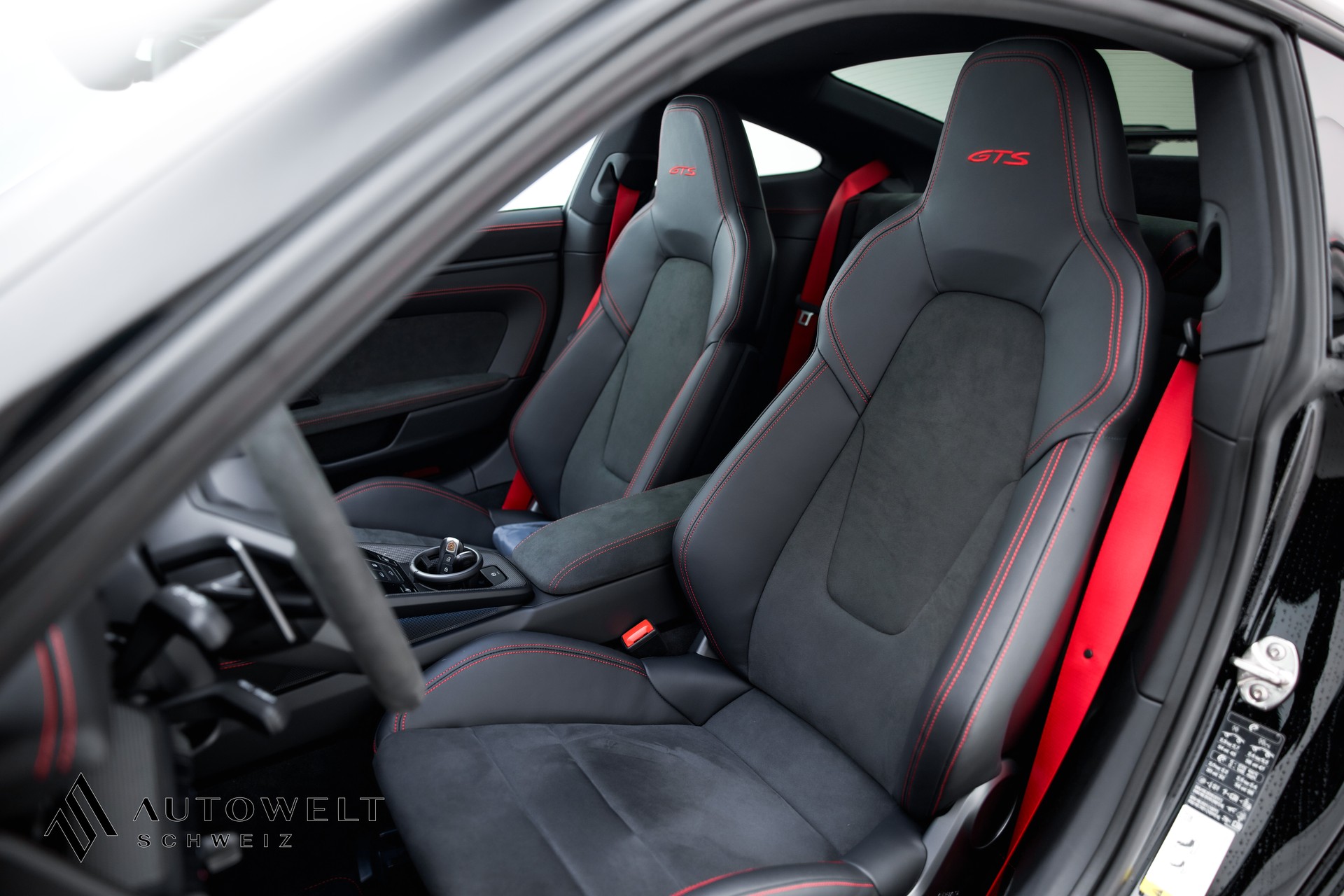 PORSCHE 911 Carrera GTS Aerokit-image-7