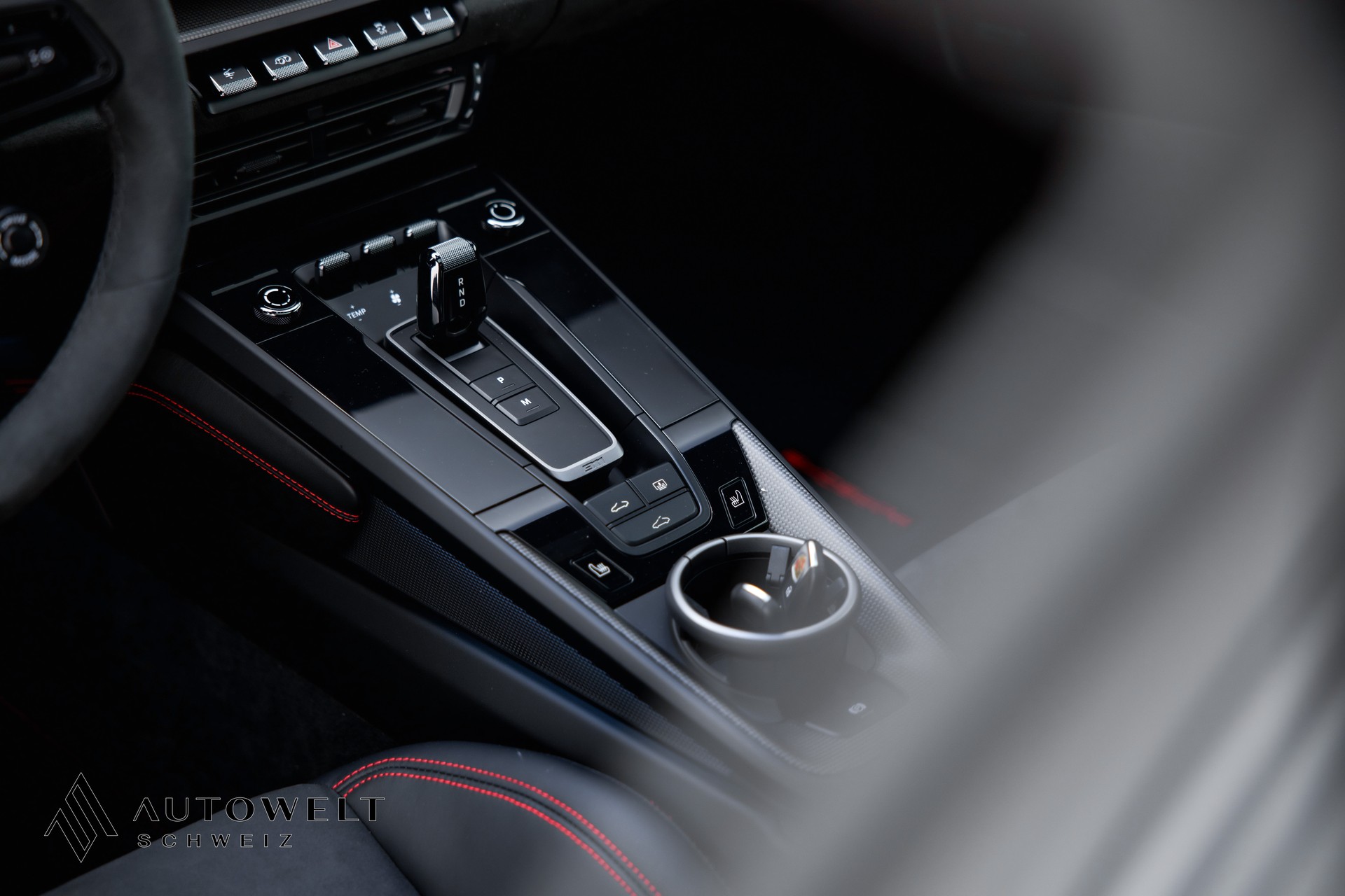 PORSCHE 911 Carrera GTS Aerokit-image-9