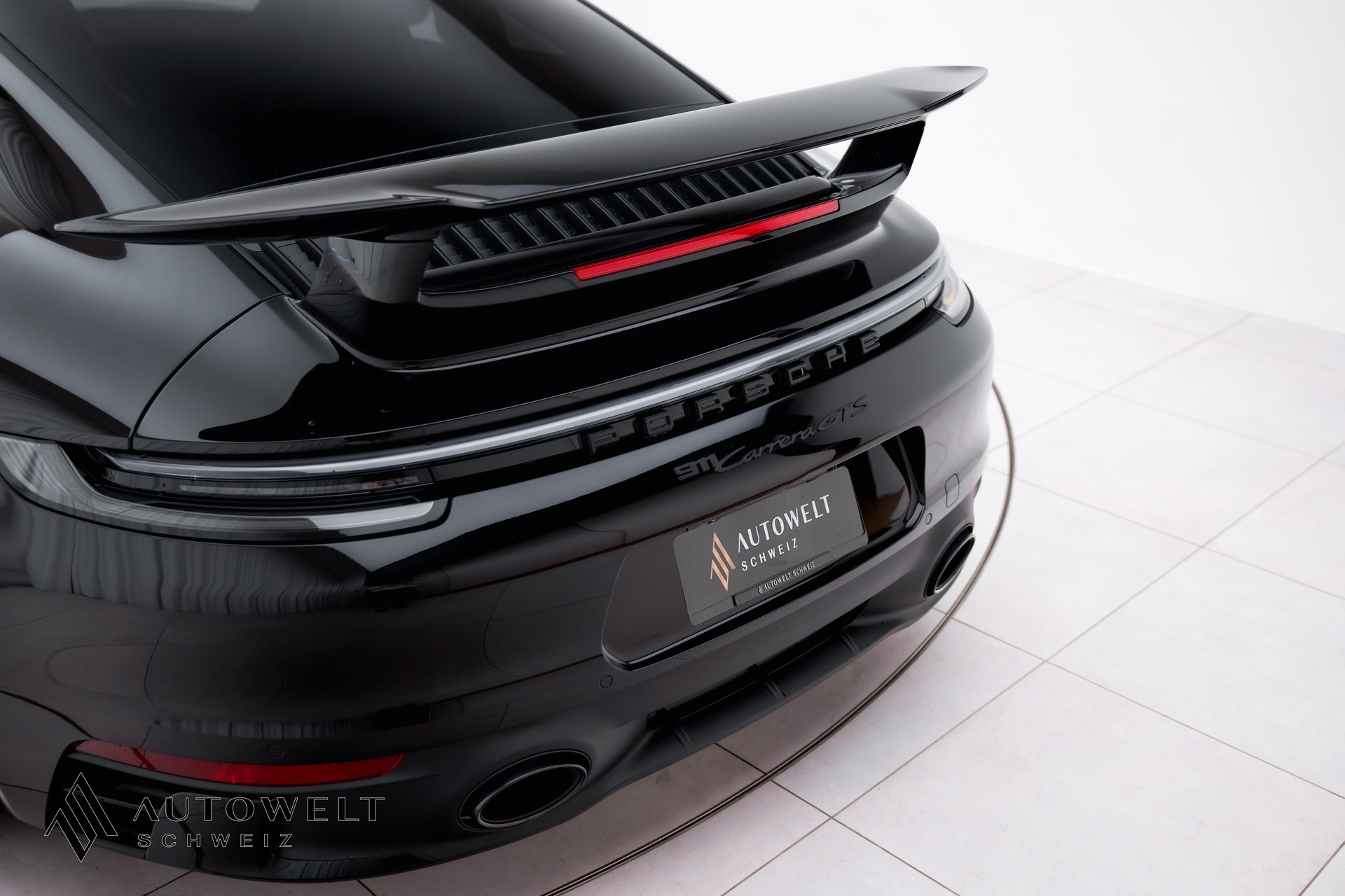 PORSCHE 911 Carrera GTS Aerokit-image-10