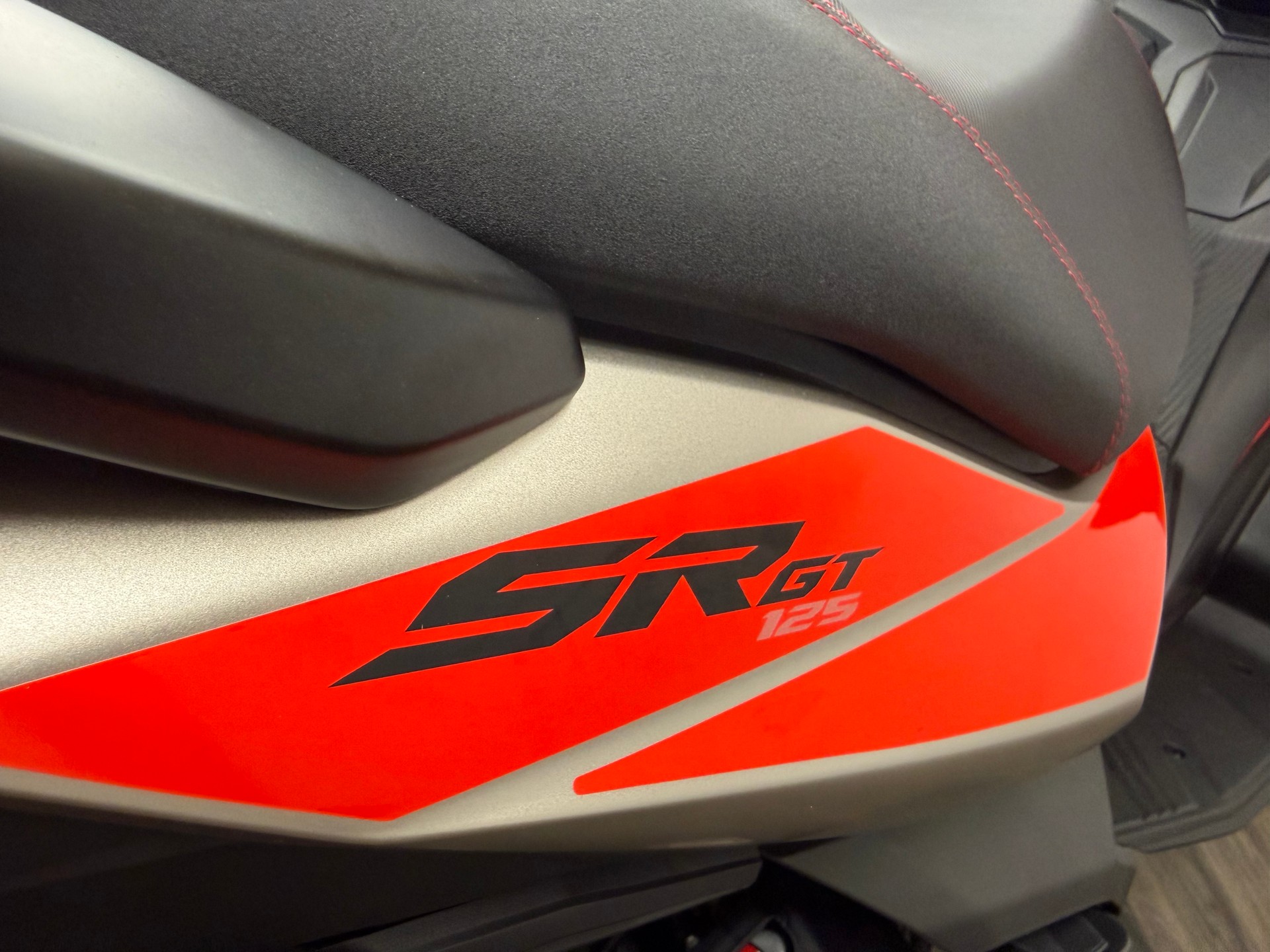 APRILIA SR 125 GT Sport ABS E5+-image-9