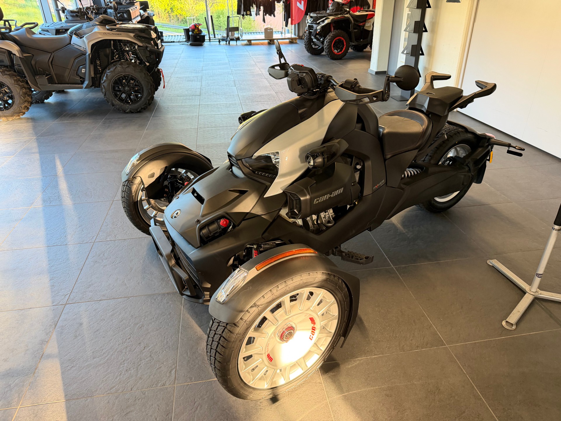 CAN-AM Ryker Ace 900 Rally-showroom-element-2