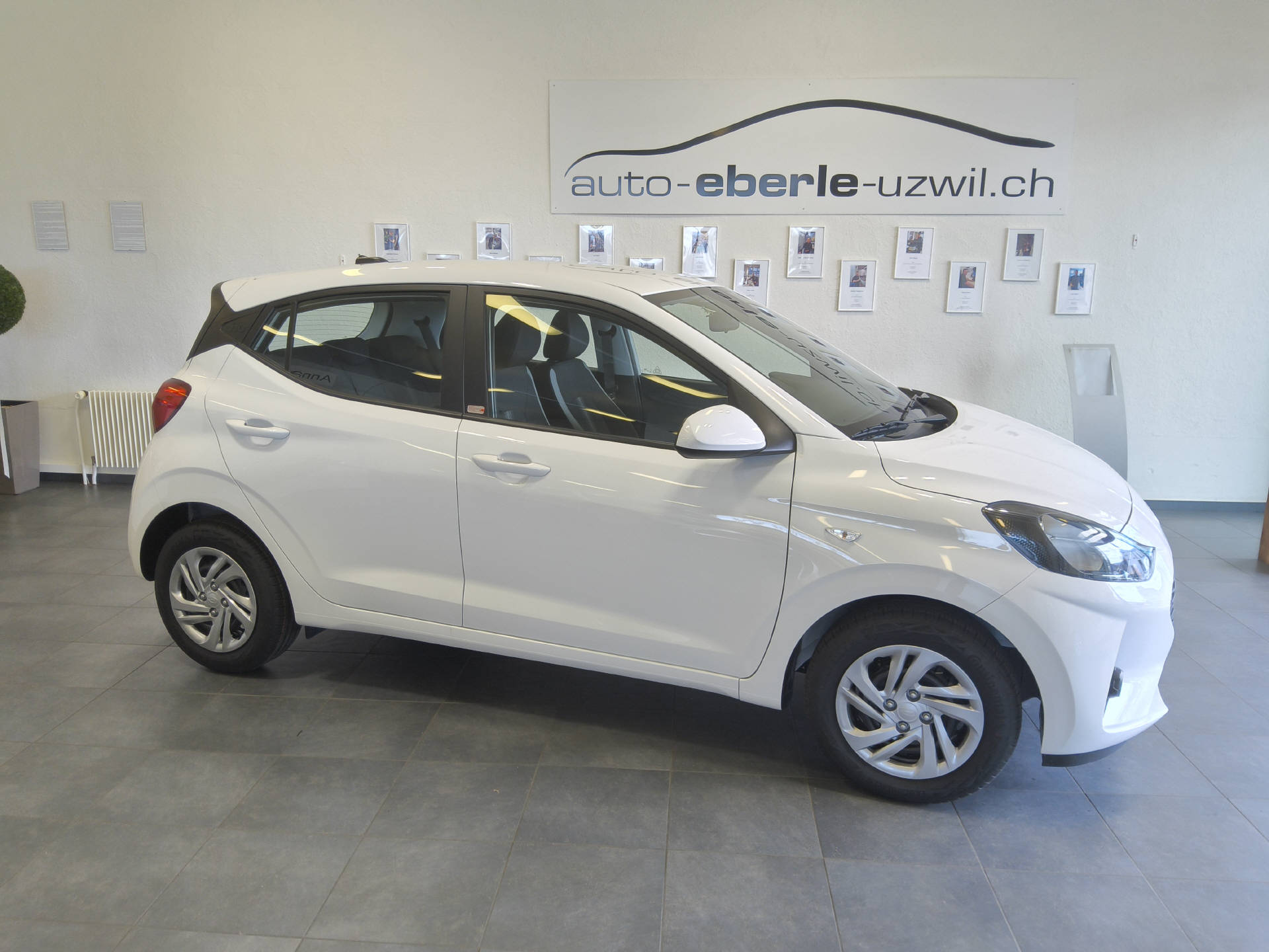 HYUNDAI i10 1.0 Origo-image-0