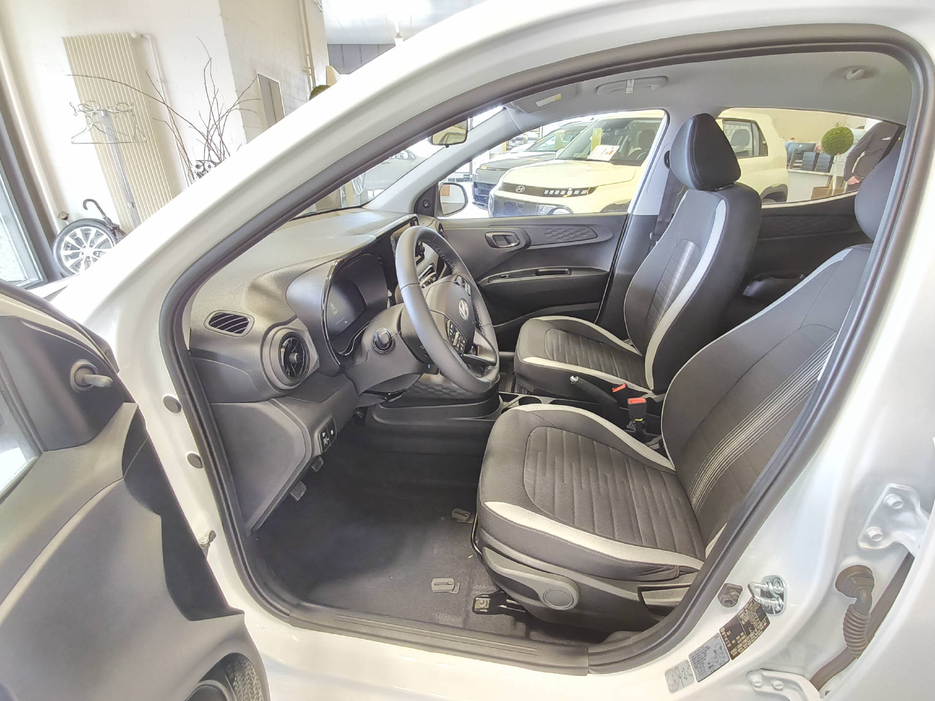 HYUNDAI i10 1.0 Origo-image-11
