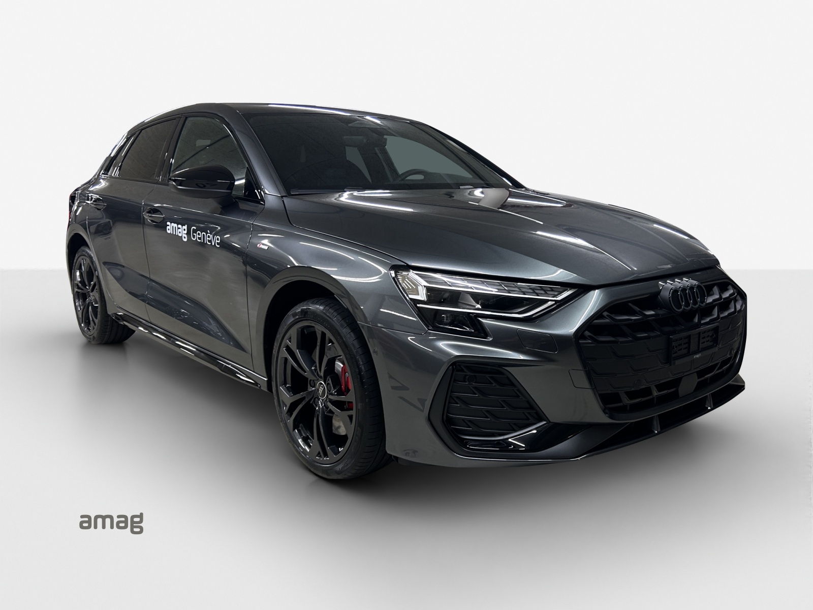 AUDI A3 Sportback TFSI e 200 kW S line Attraction S tronic-image-5