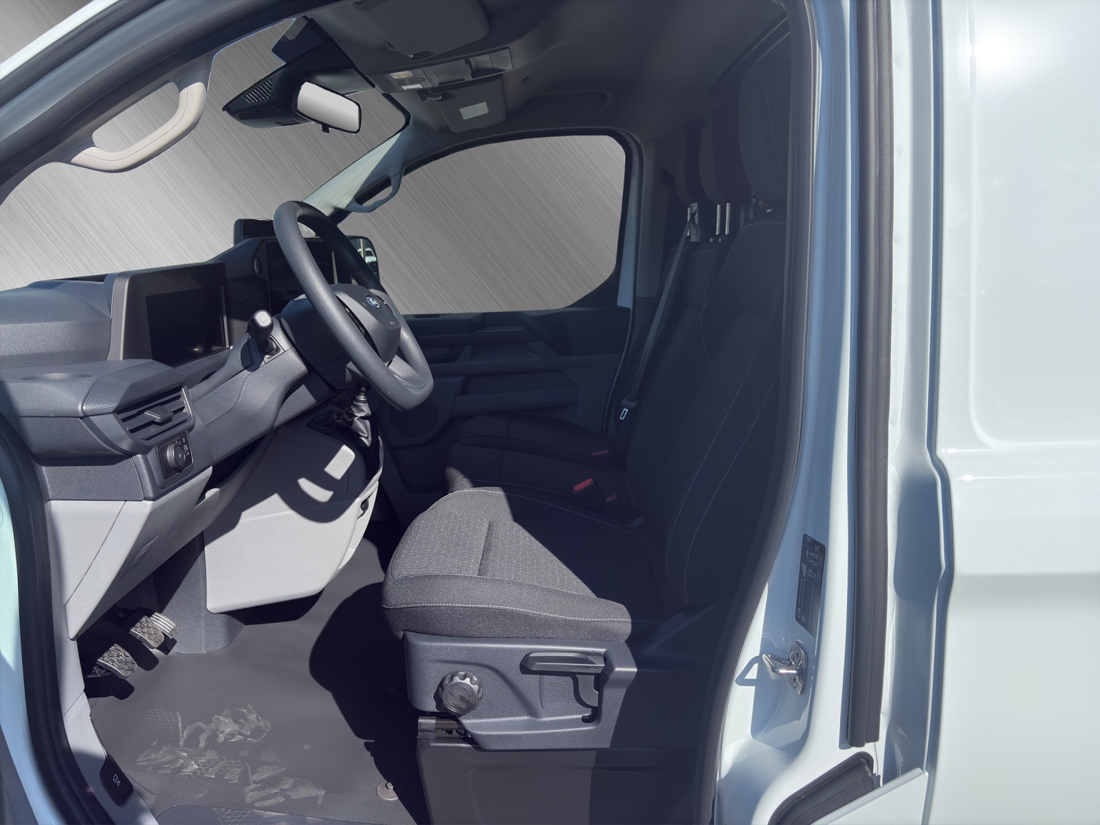 FORD Transit Custom Van 280 L1 2.0 EcoBlue Trend-image-8