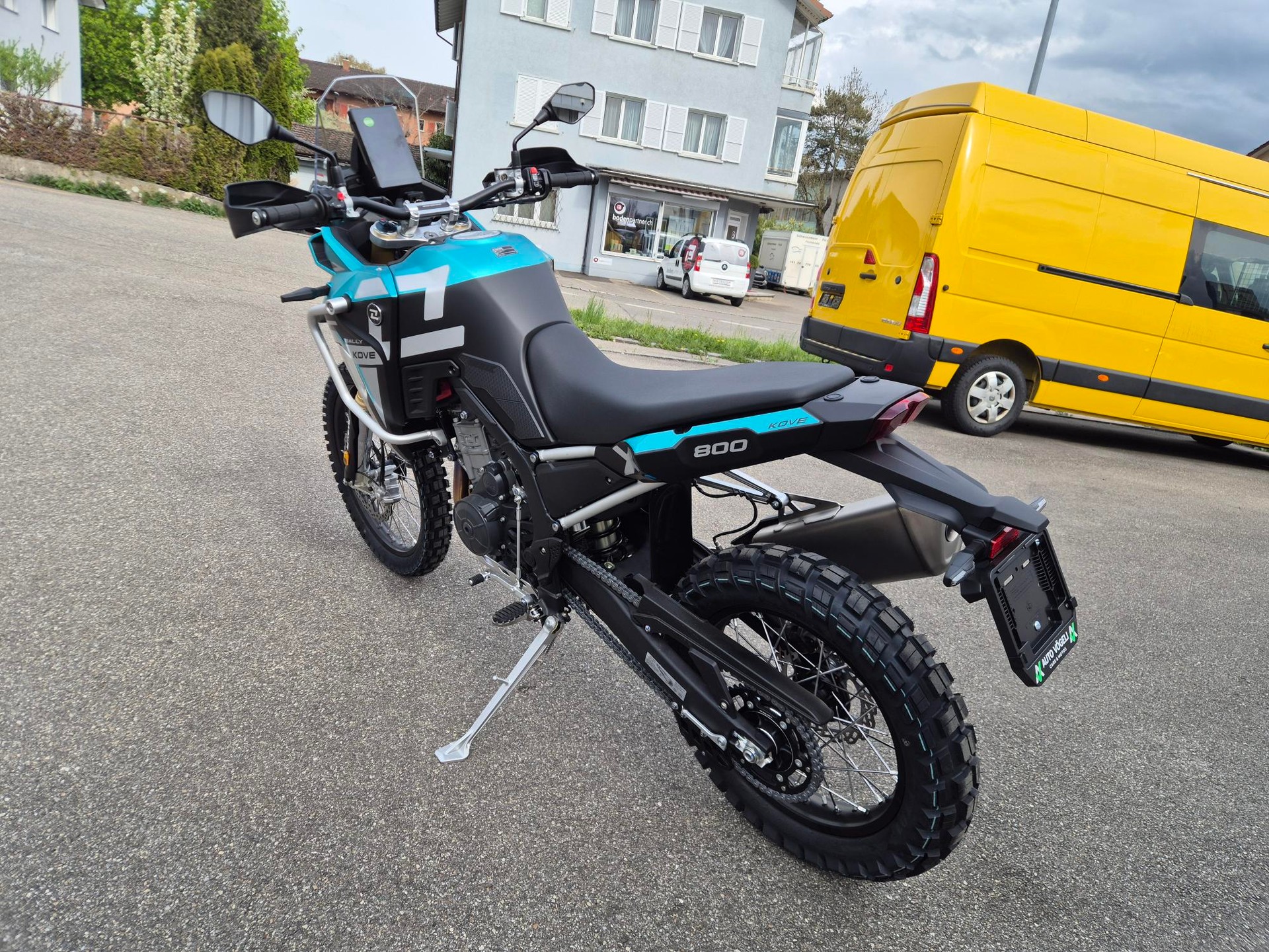 KOVE 800 X Rally-showroom-element-3