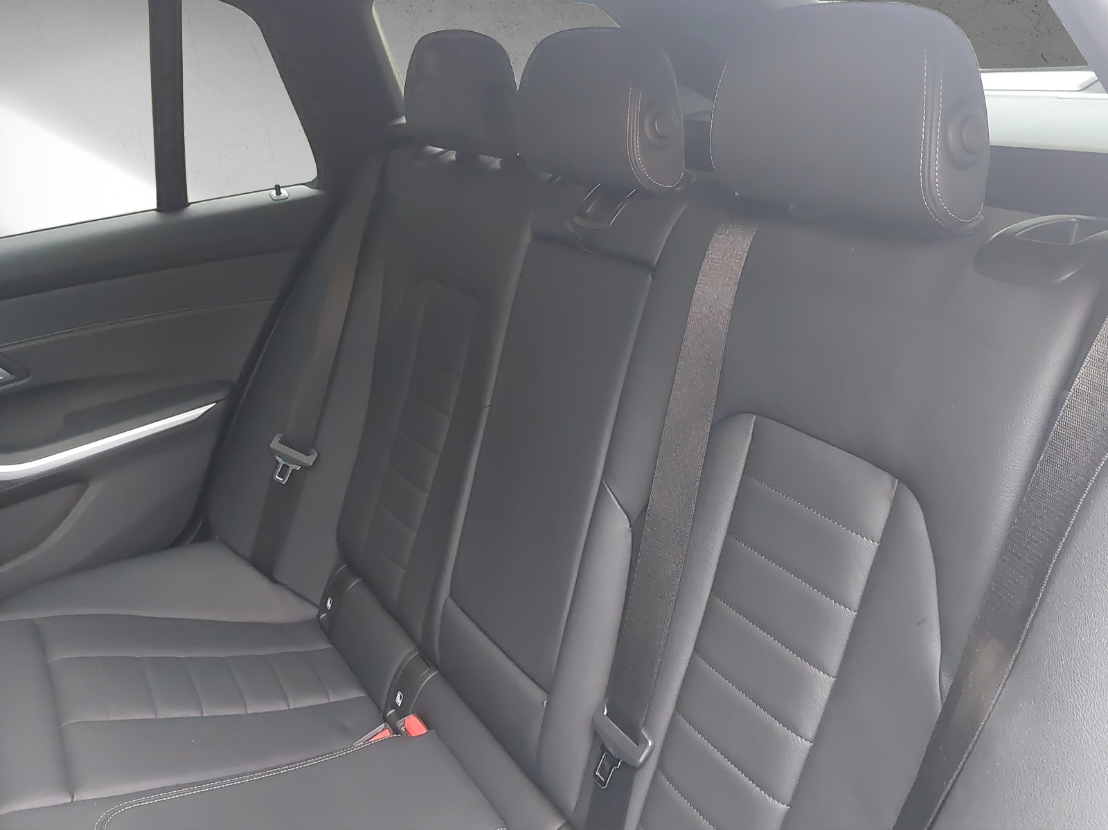 BMW M340i xDriveTouring Steptronic M Sport-image-16