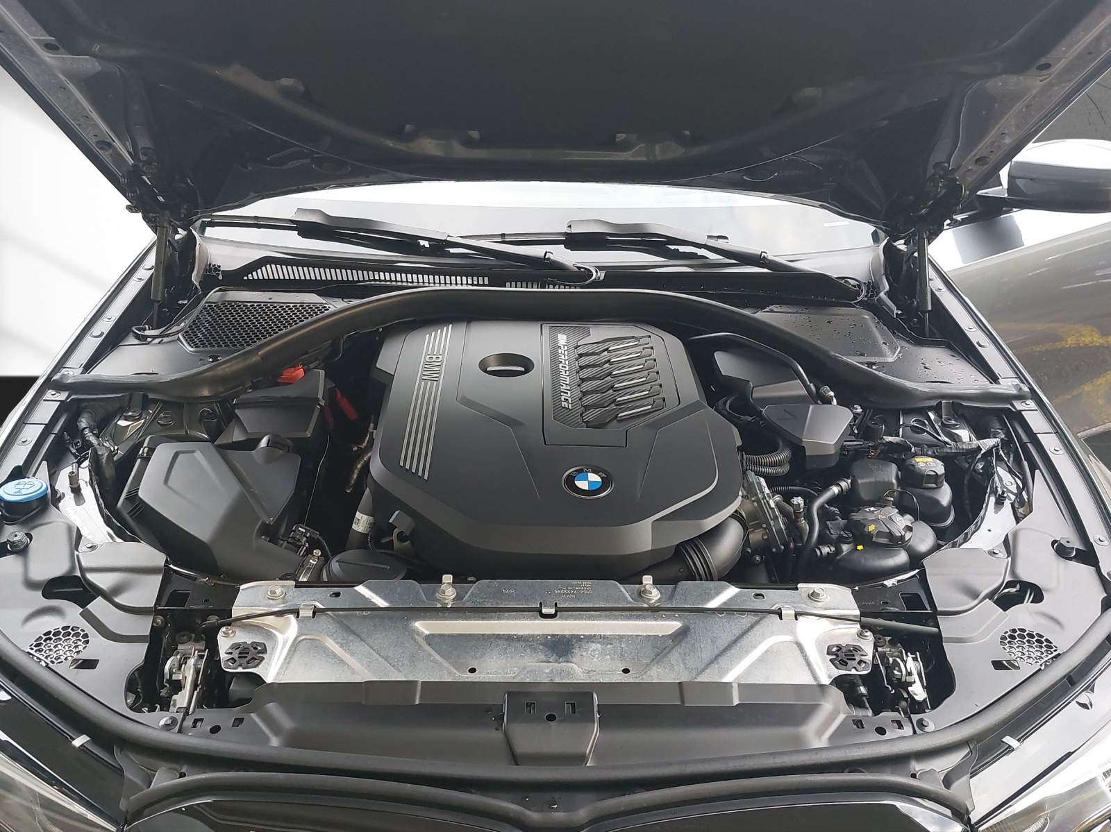 BMW M340i xDriveTouring Steptronic M Sport-image-18