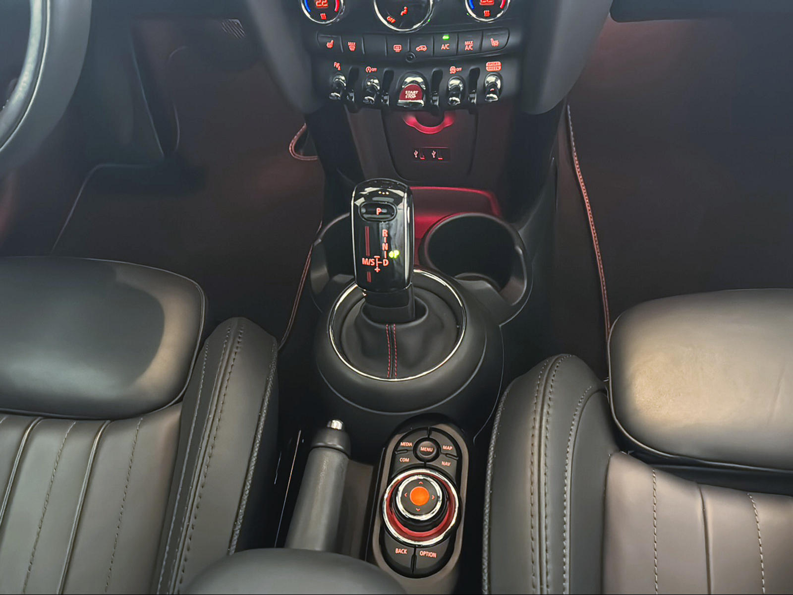 MINI Cooper S Steptronic DKG-image-14