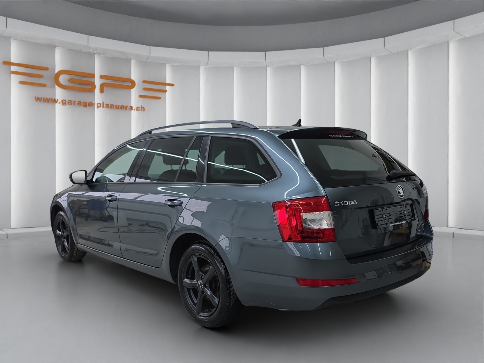 SKODA Octavia Combi 1.8 TSI Ambition 4x4 DSG-image-4
