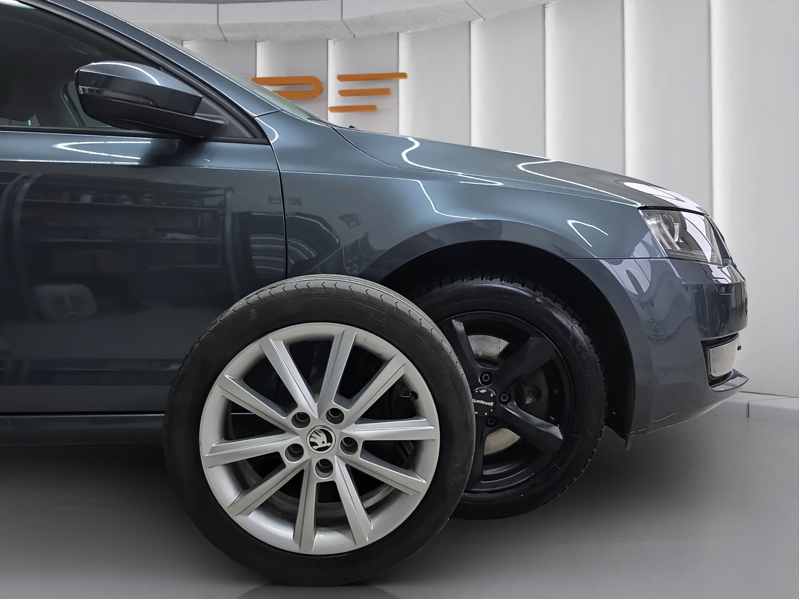 SKODA Octavia Combi 1.8 TSI Ambition 4x4 DSG-image-15