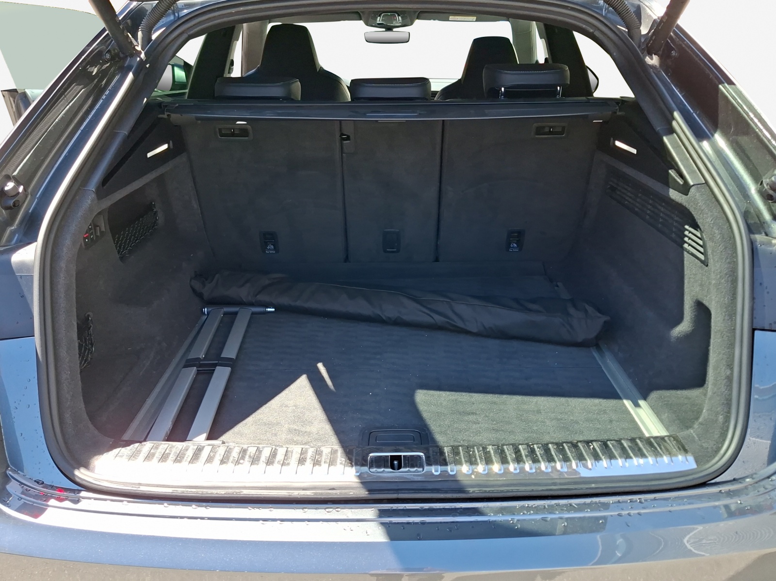 AUDI SQ8 TFSI quattro tiptronic-image-11