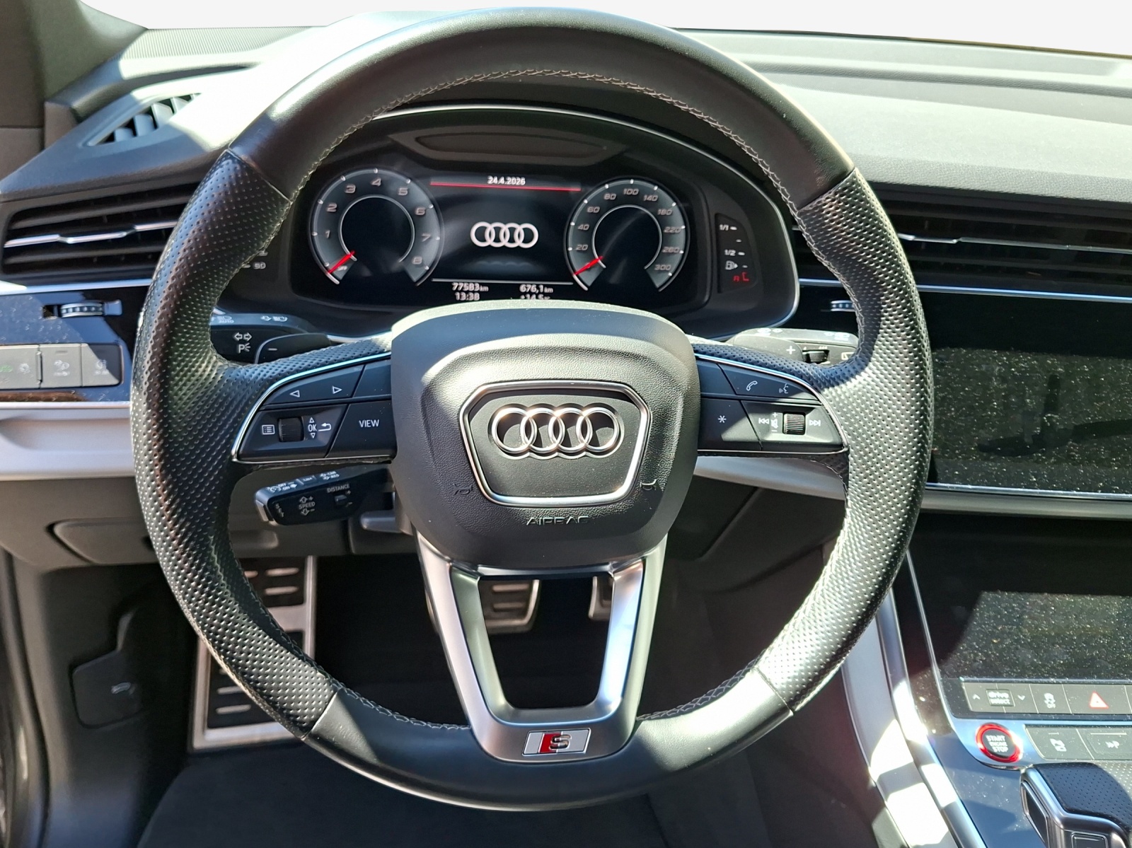 AUDI SQ8 TFSI quattro tiptronic-image-9